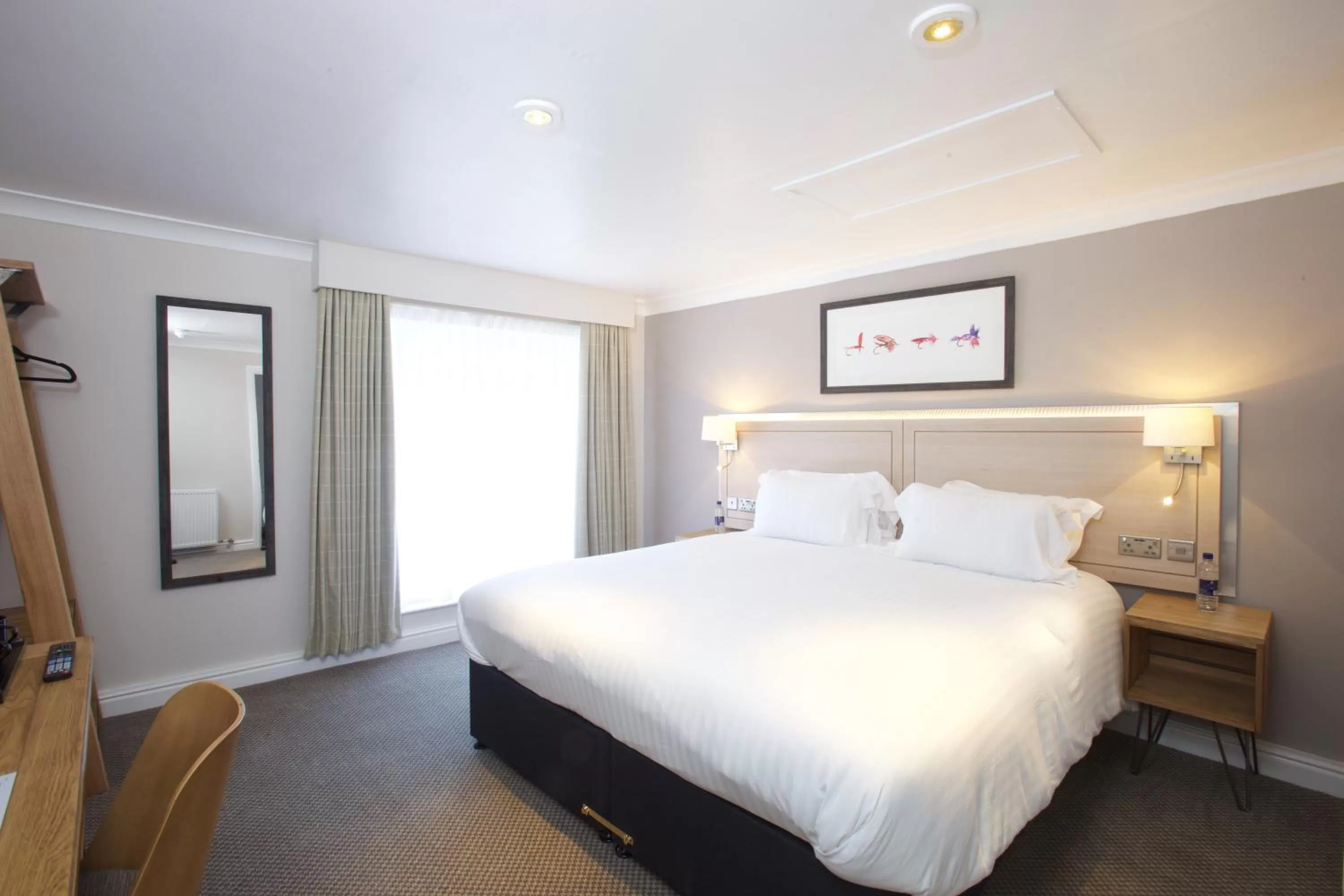 Bedroom, Bed in Fisherman's Cot, Tiverton by Marston's Inns