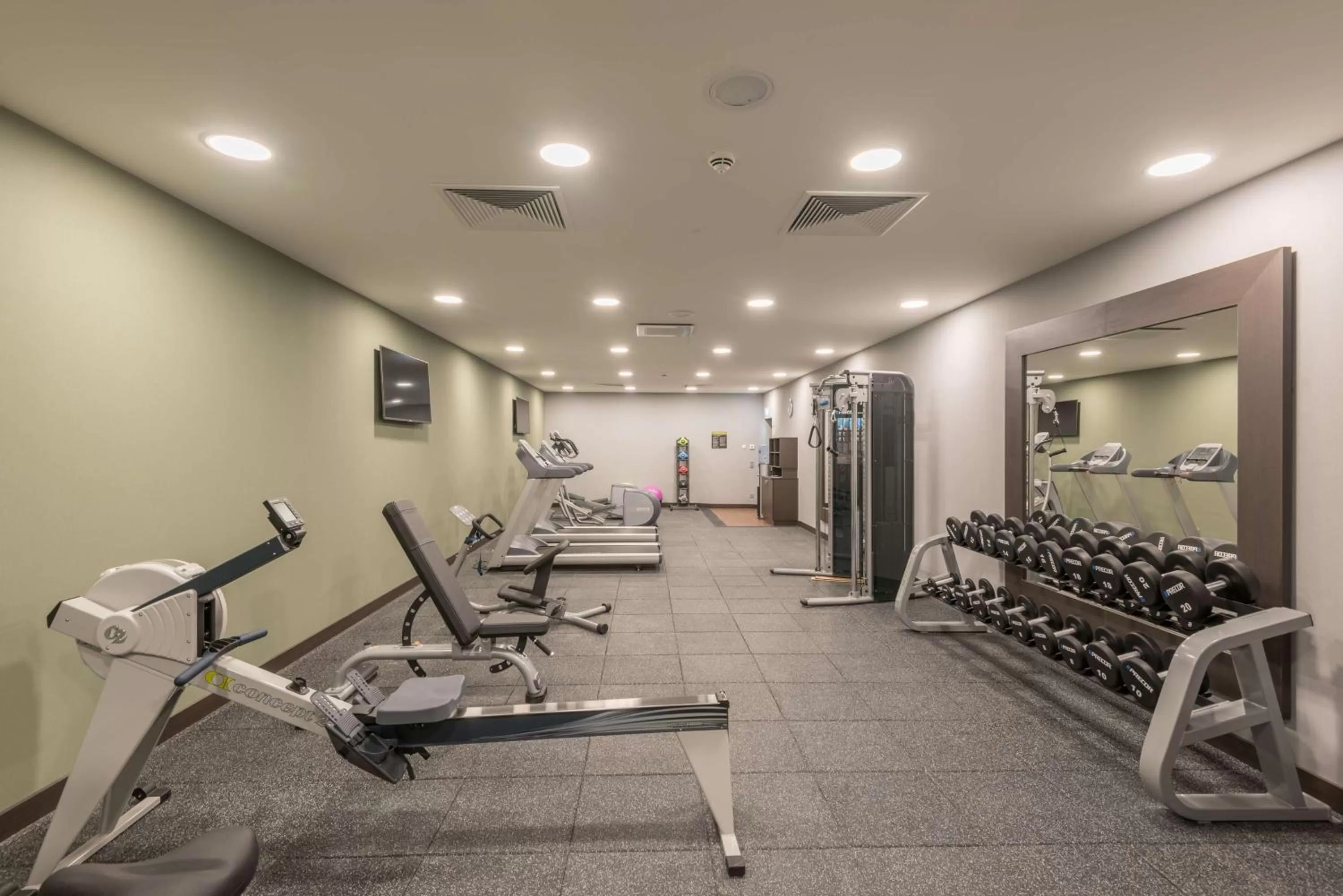 Fitness centre/facilities in Hilton Garden Inn Frankfurt City Centre