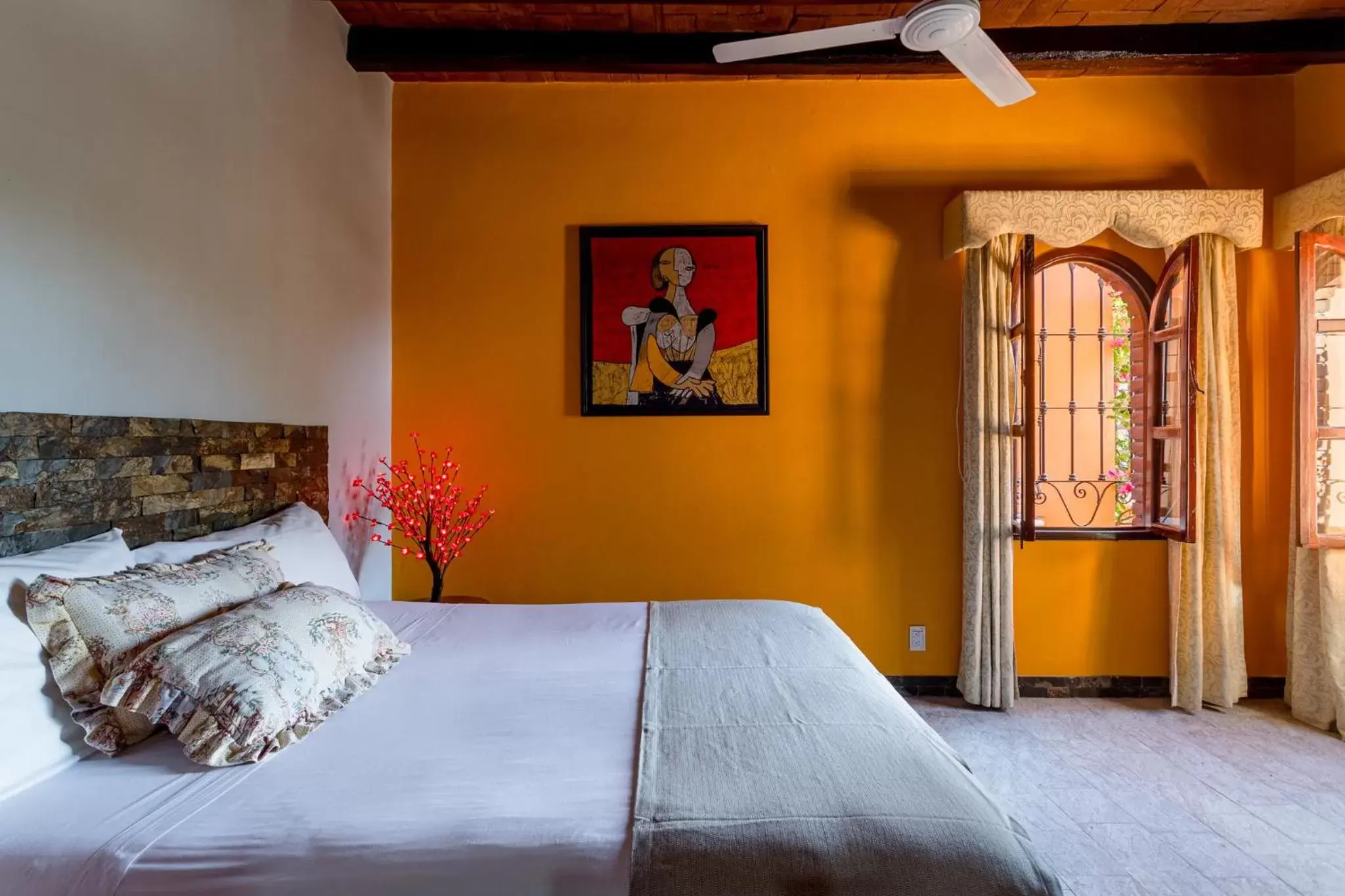 Bed in Suites La Hacienda