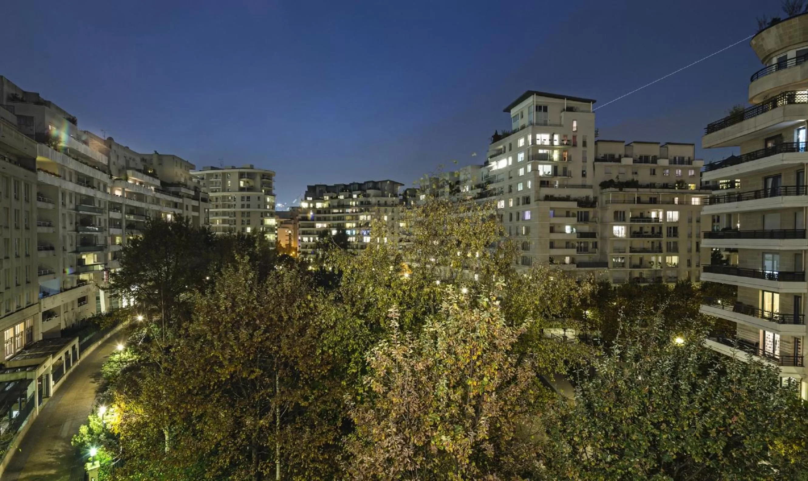 Facade/entrance in Residhome Courbevoie La Défense
