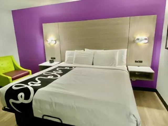 Bed in La Quinta Inn Birmingham - Inverness
