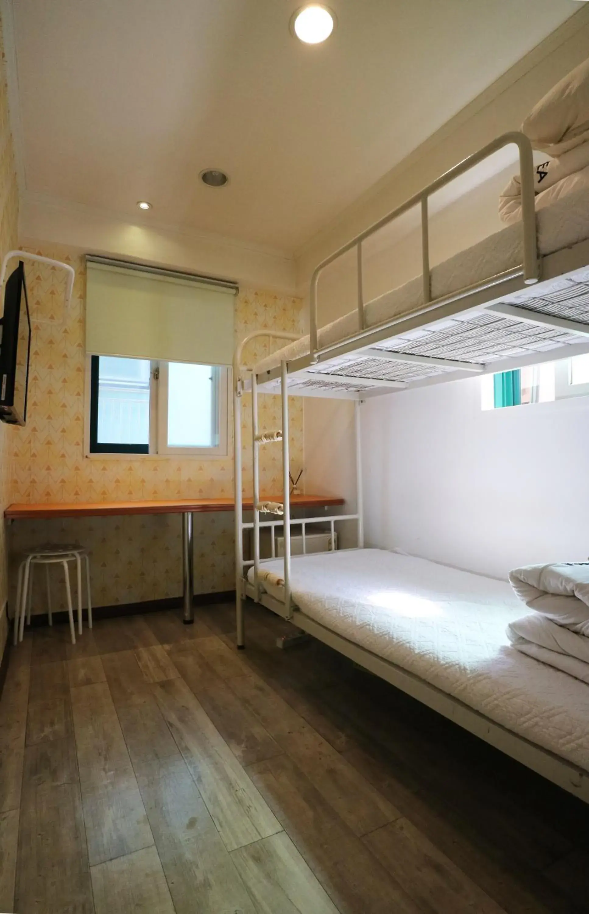 Bunk Bed in Hostel Korea Original