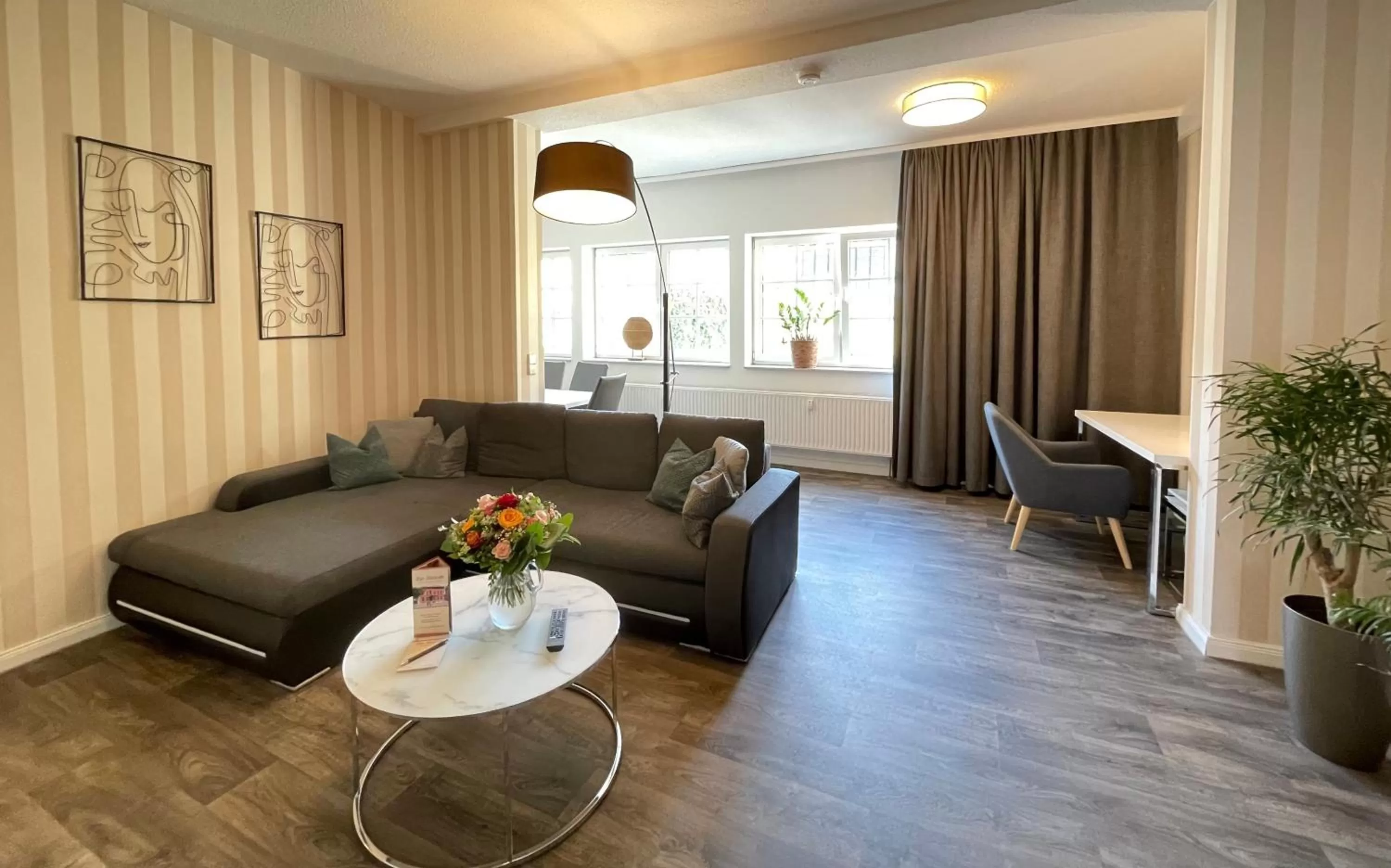 Living room in "Zur Altstadt - Am Fuße der Osterburg" Gaststätte, Pension, FEWO