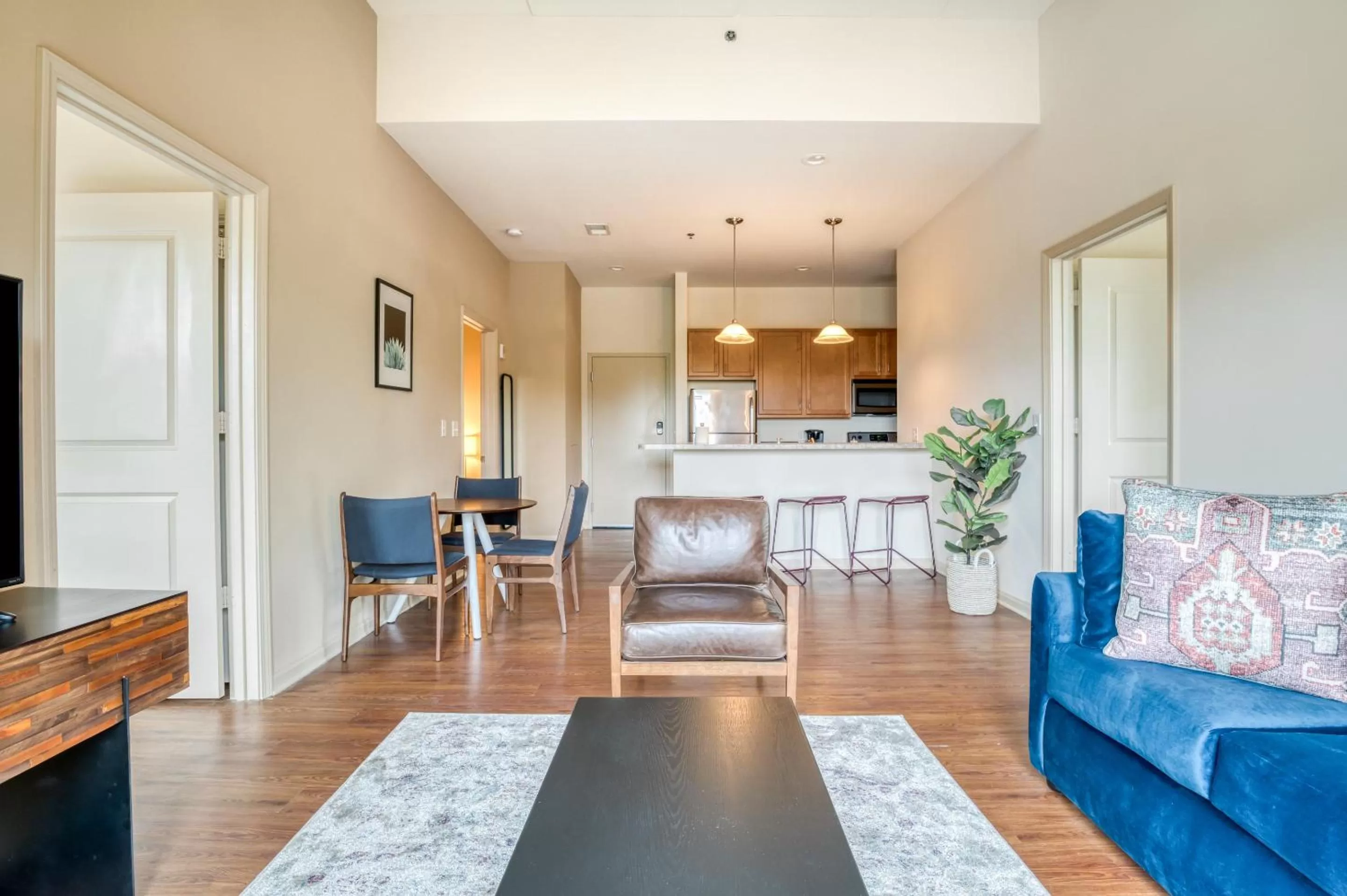 Mint House Greenville - Downtown