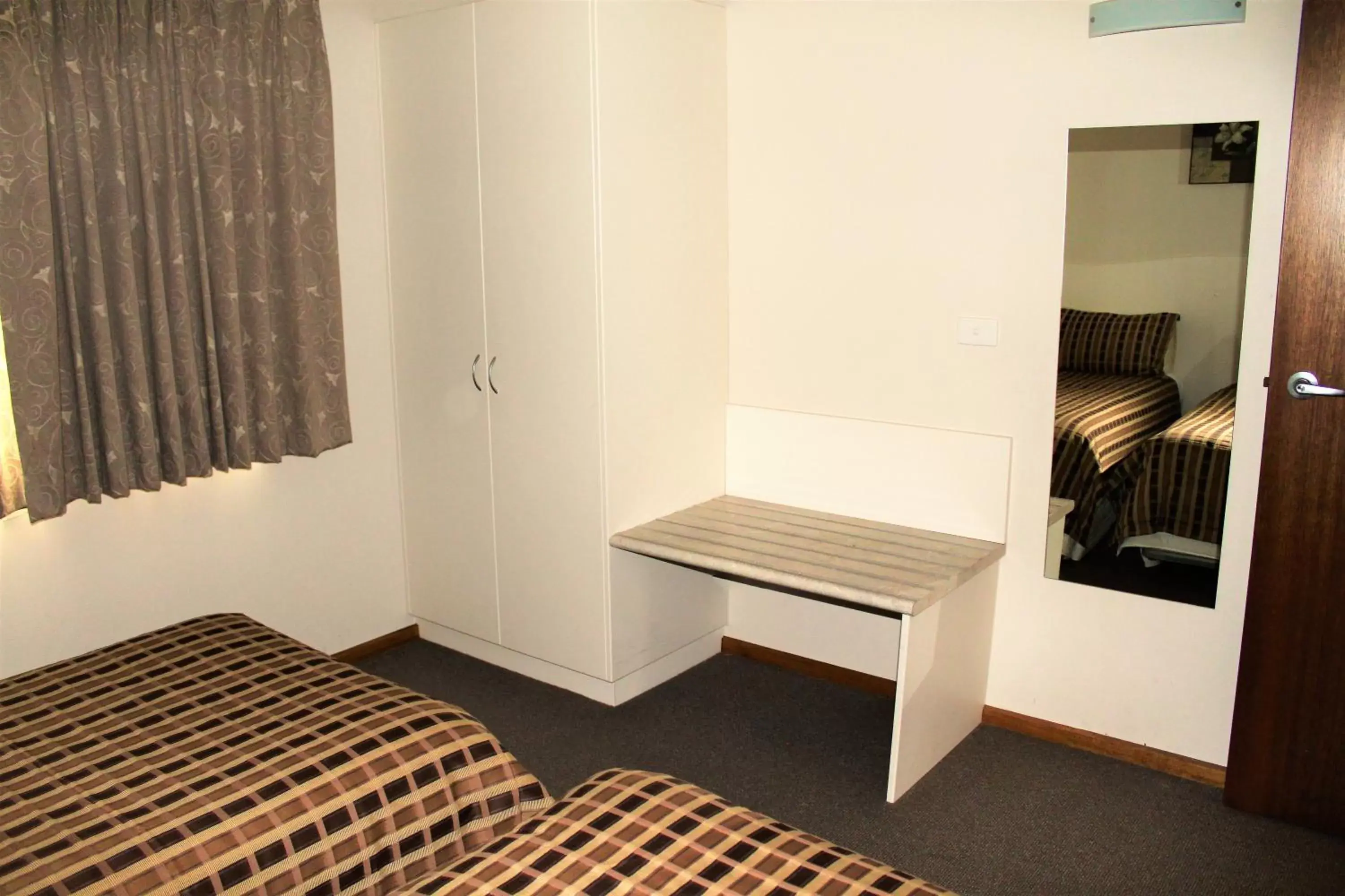 Bedroom, Bed in Ballarat Eureka Lodge Motel