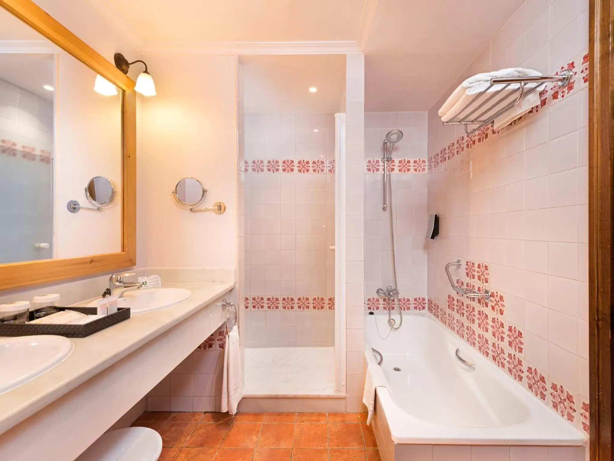 Bathroom in Hotel Fuerte Conil-Resort