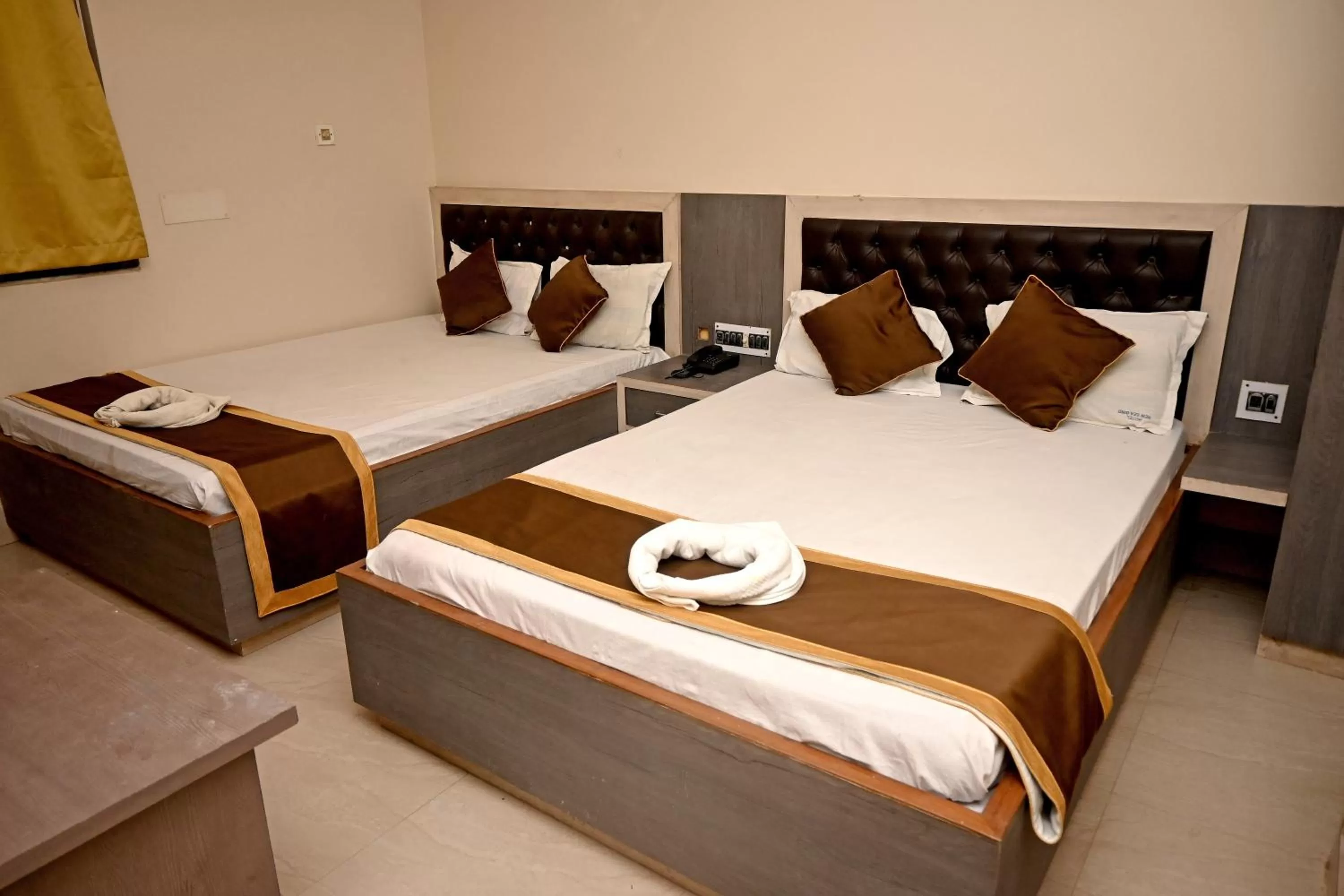 Bed in Royal Sea View