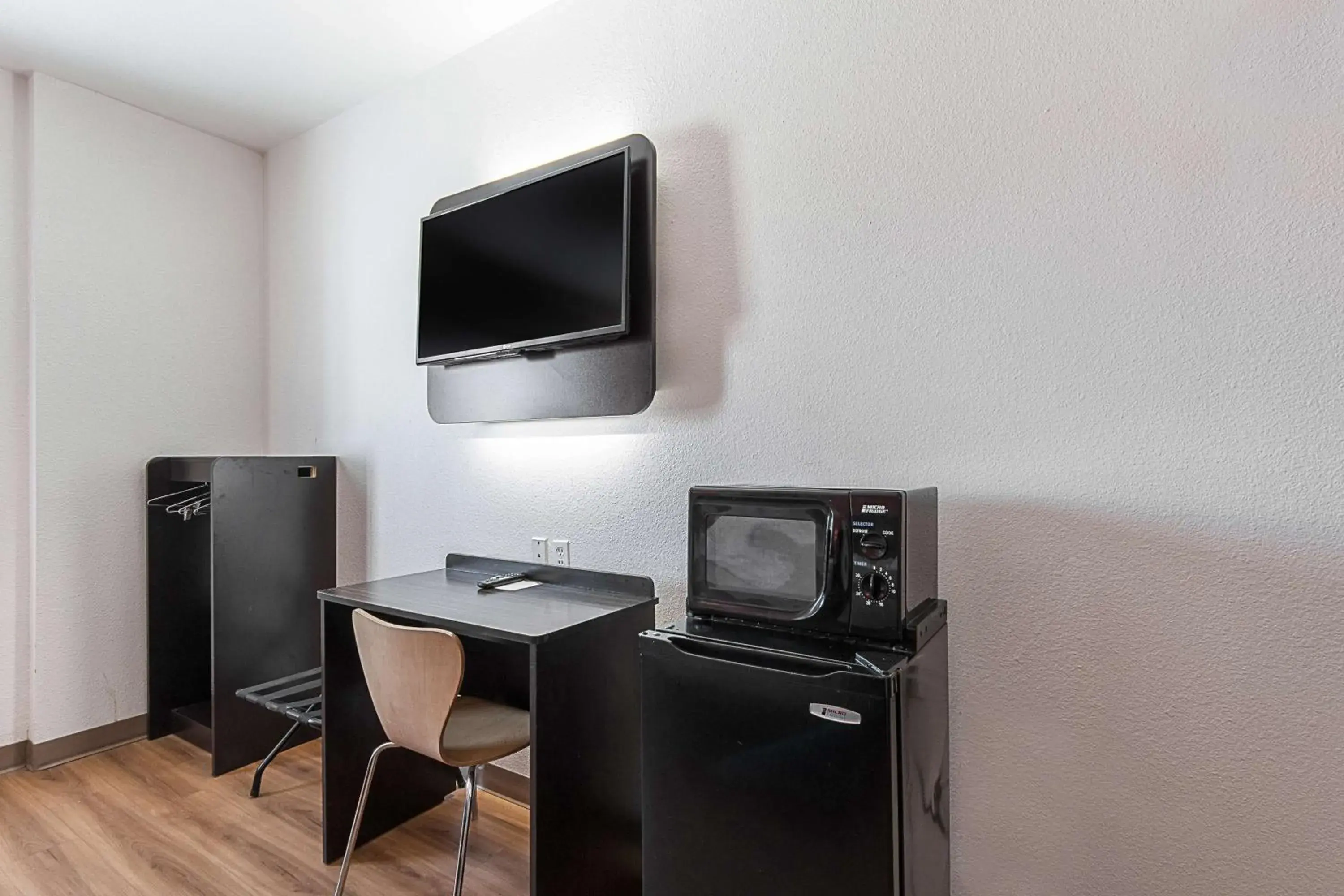 Other, TV/Entertainment Center in Motel 6 San Antonio, TX - Downtown - Alamo Dome