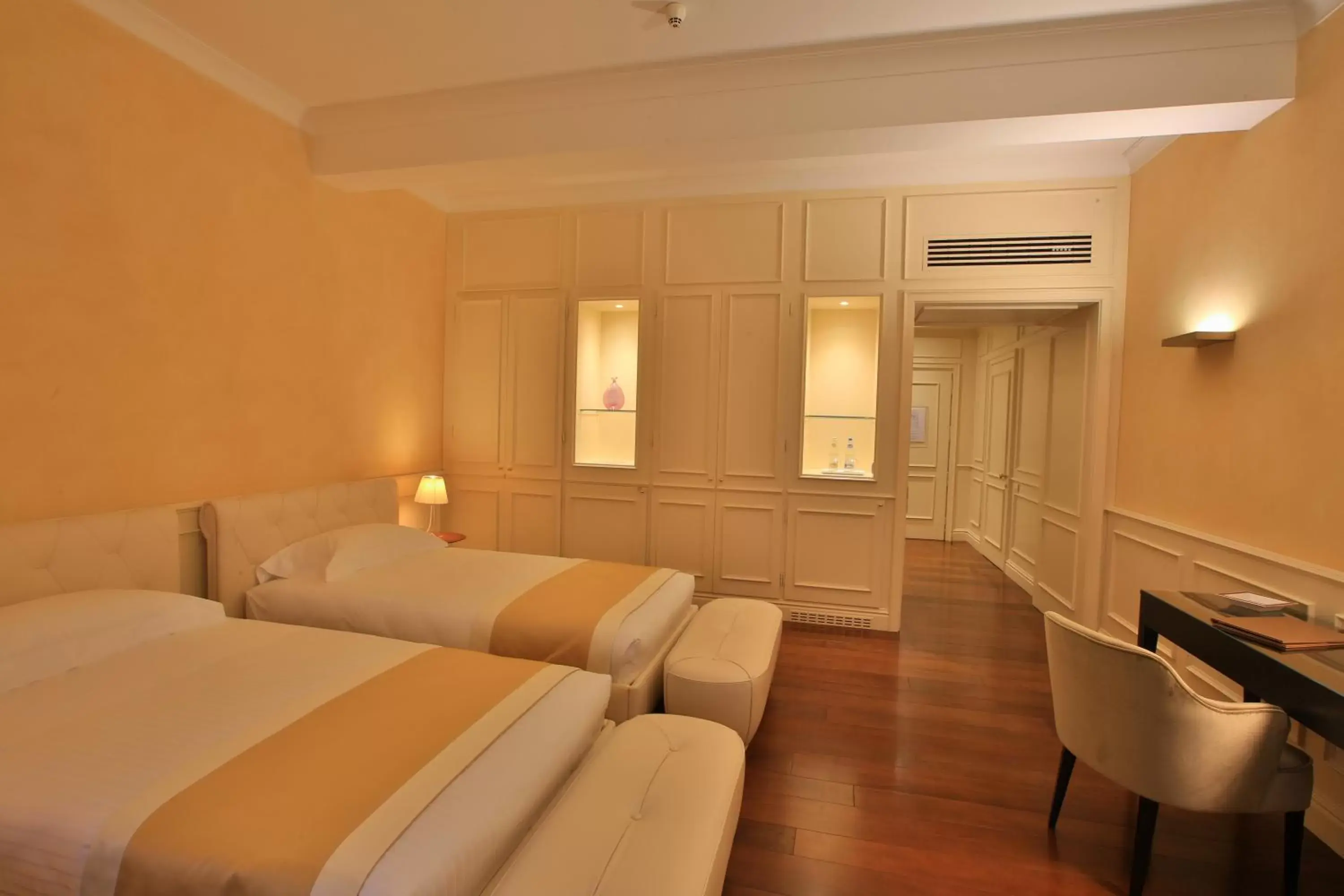 Bedroom in Hotel Rua Frati 48 in San Francesco