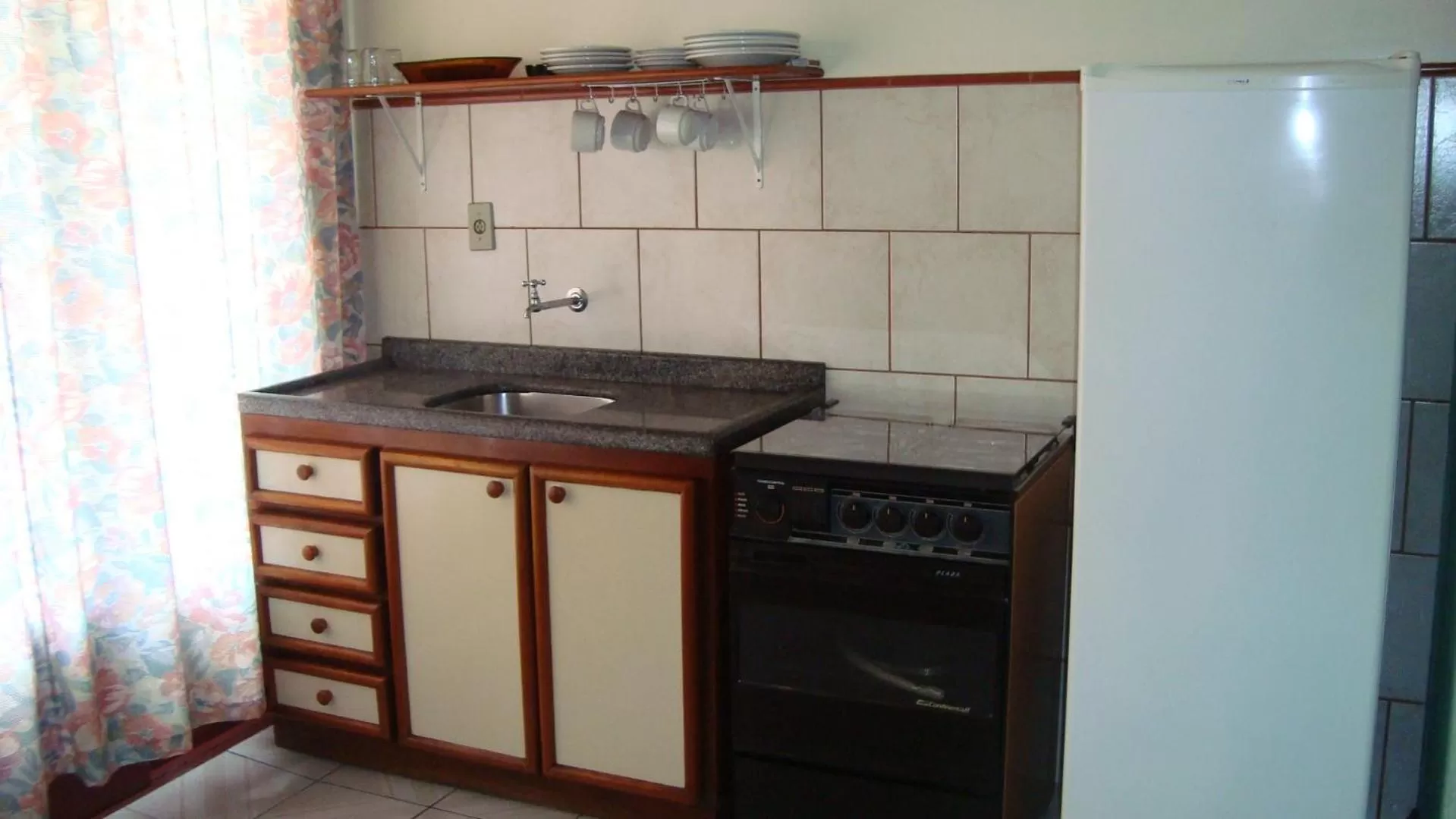 Kitchen or kitchenette in Residencial Ilha Dourada