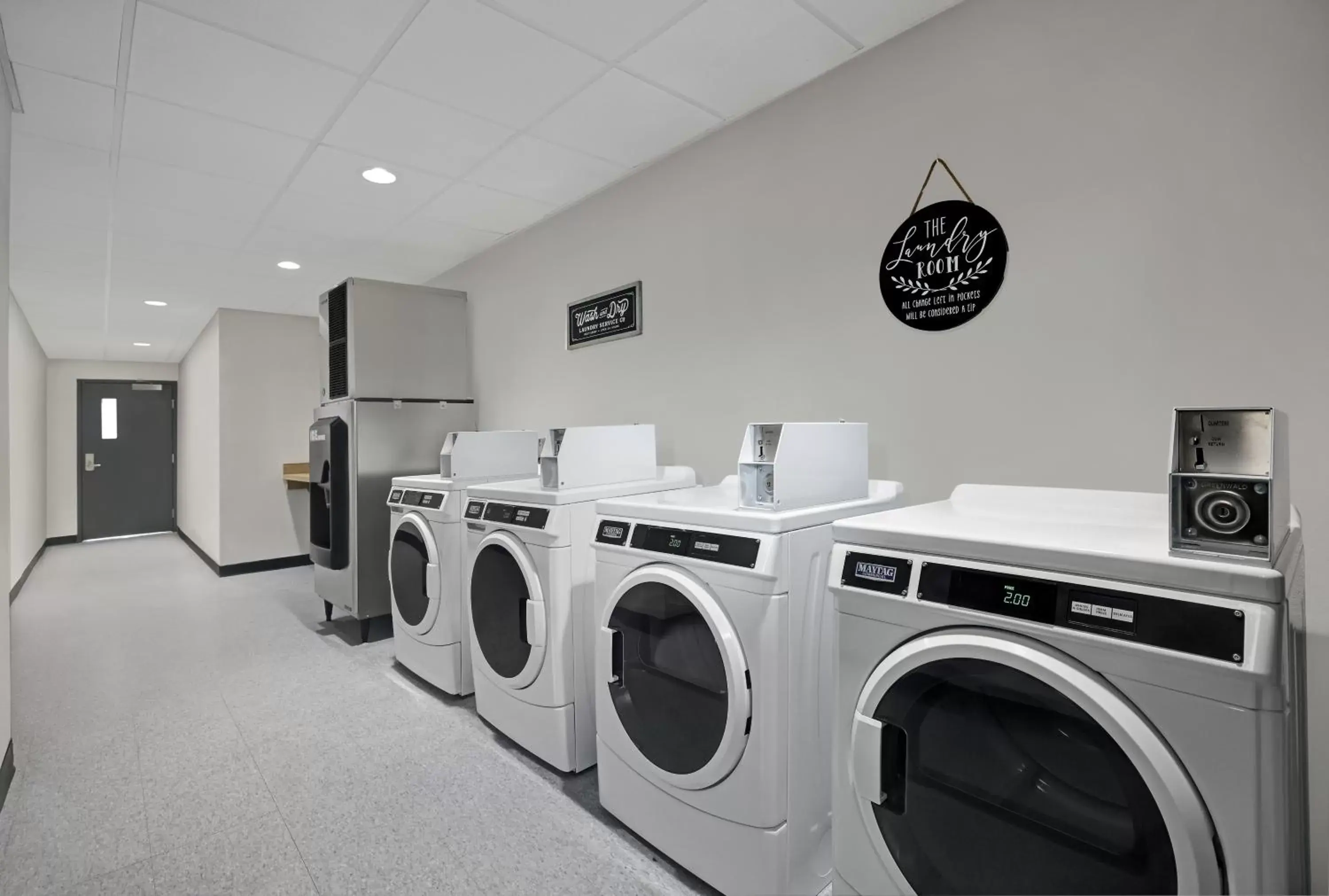 laundry in Atrea Inn Amarillo