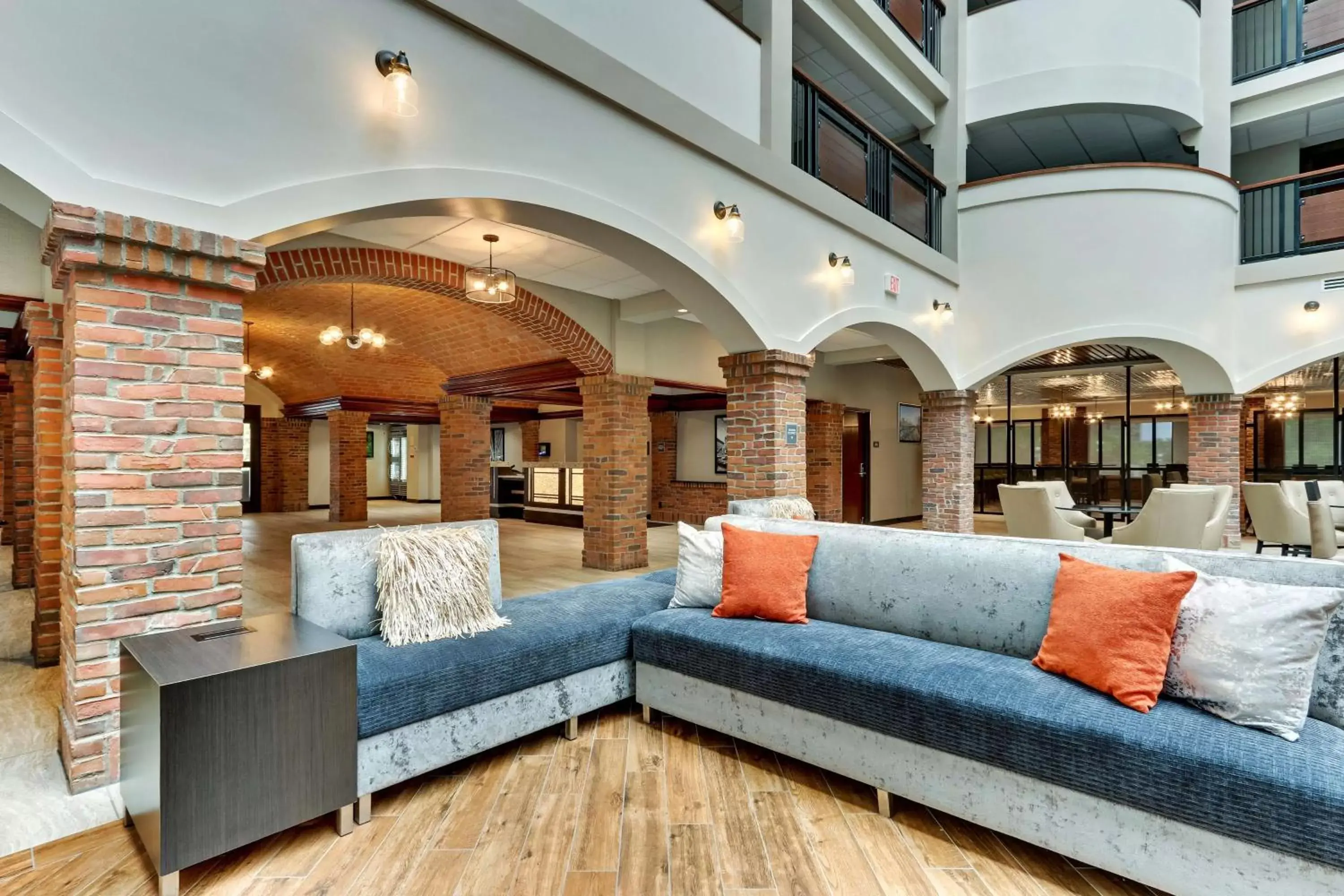 Lobby or reception in Drury Plaza Hotel St. Paul Downtown