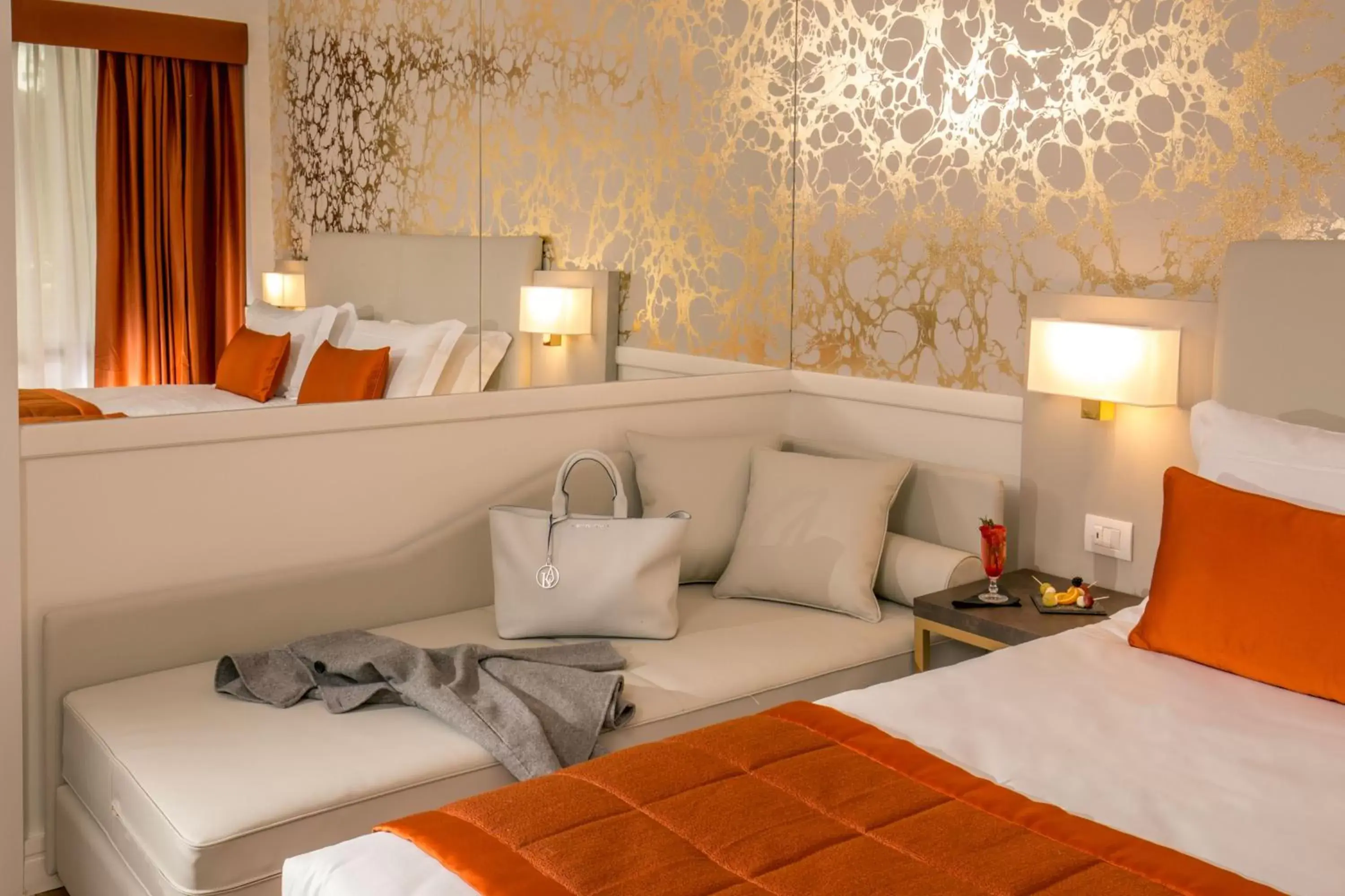 Bed in Hotel Shangri-La Roma by OMNIA hotels