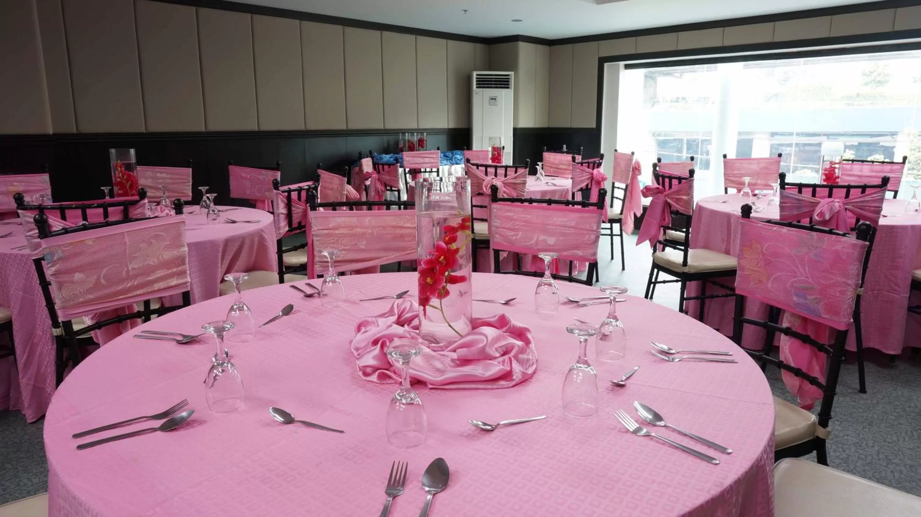 Banquet/Function facilities in Eurotel North EDSA
