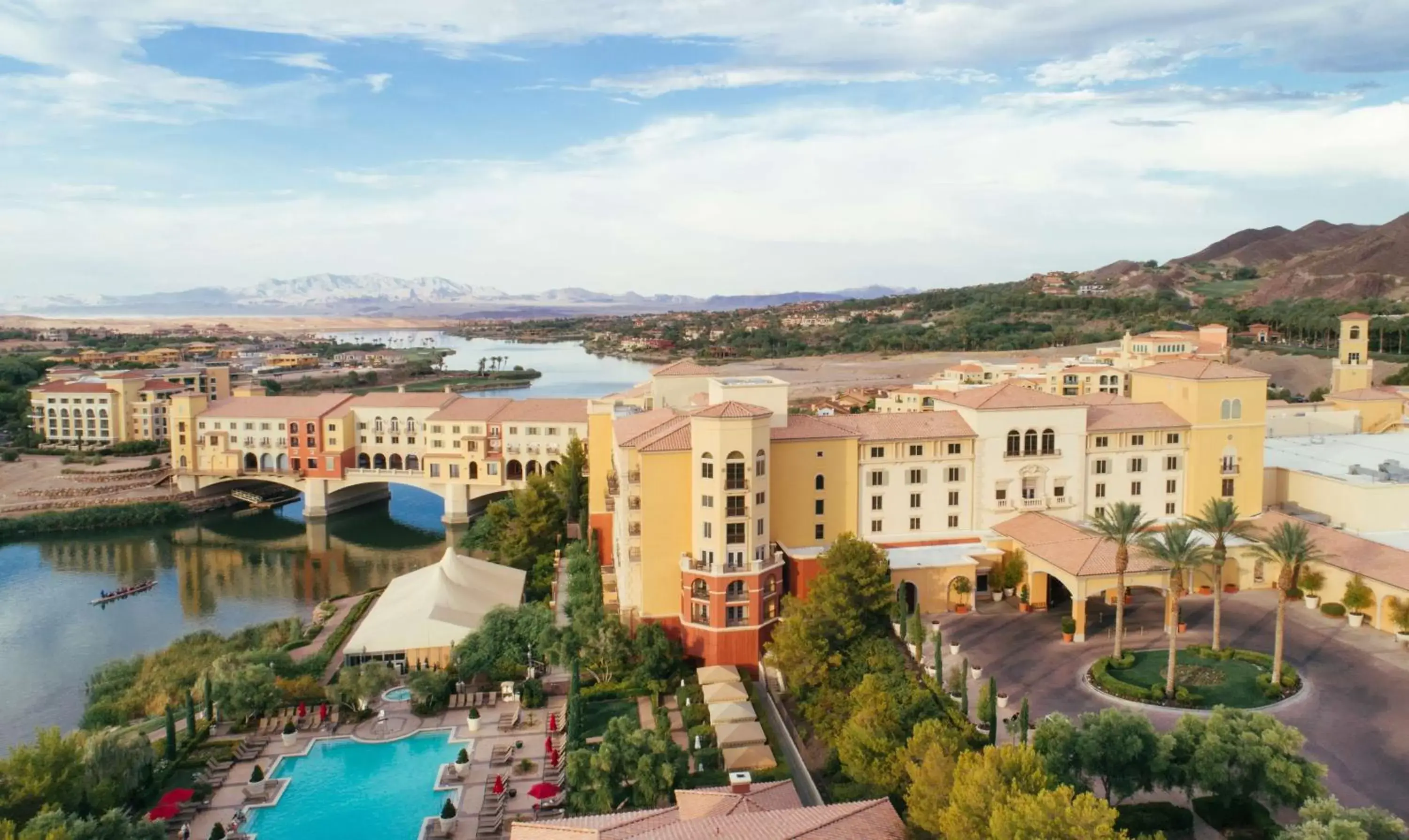 Property building, Bird's-eye View in Hilton Lake Las Vegas Resort & Spa