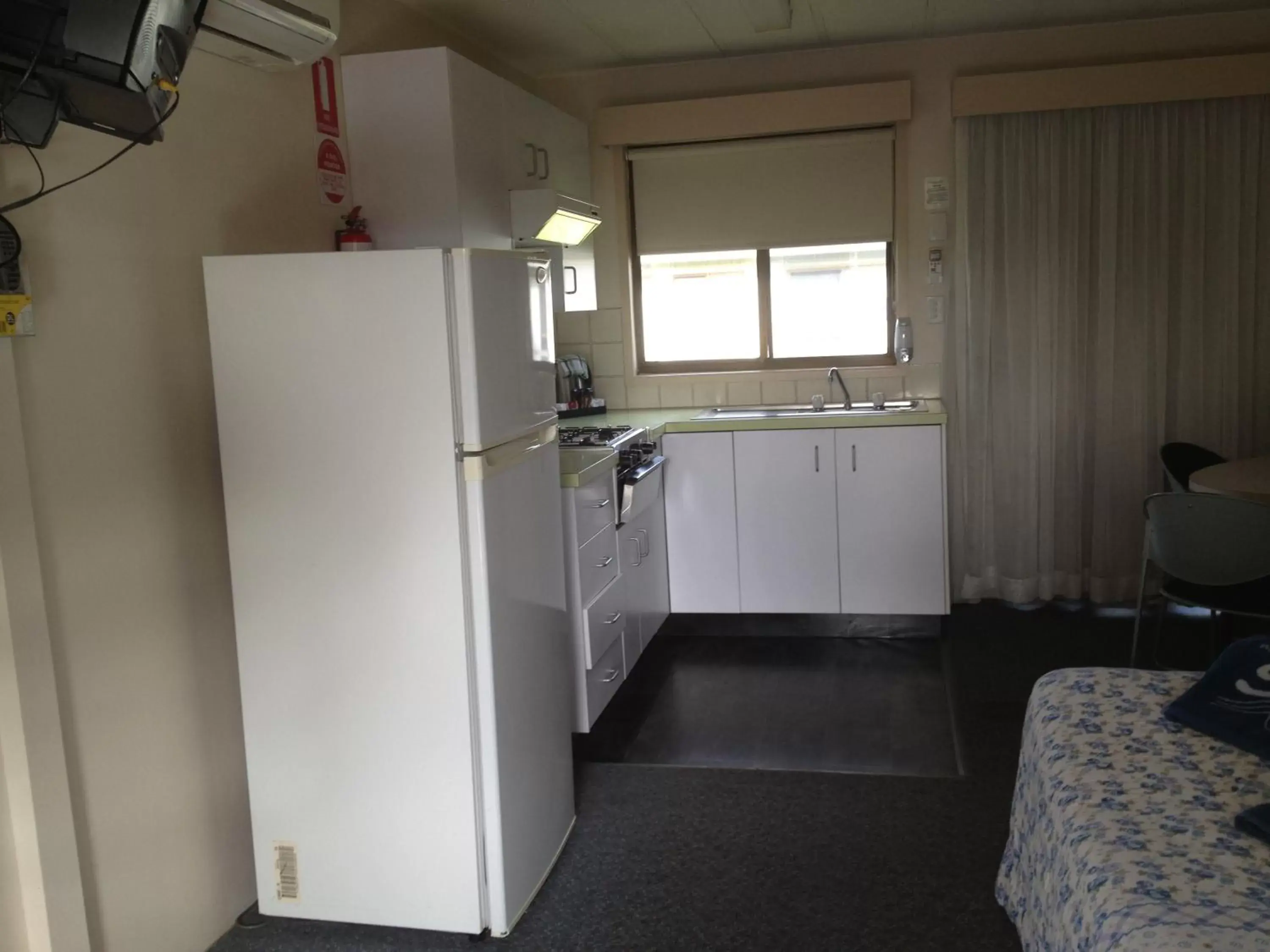 Kitchen or kitchenette, Kitchen/Kitchenette in Wollongong Surf Leisure Resort