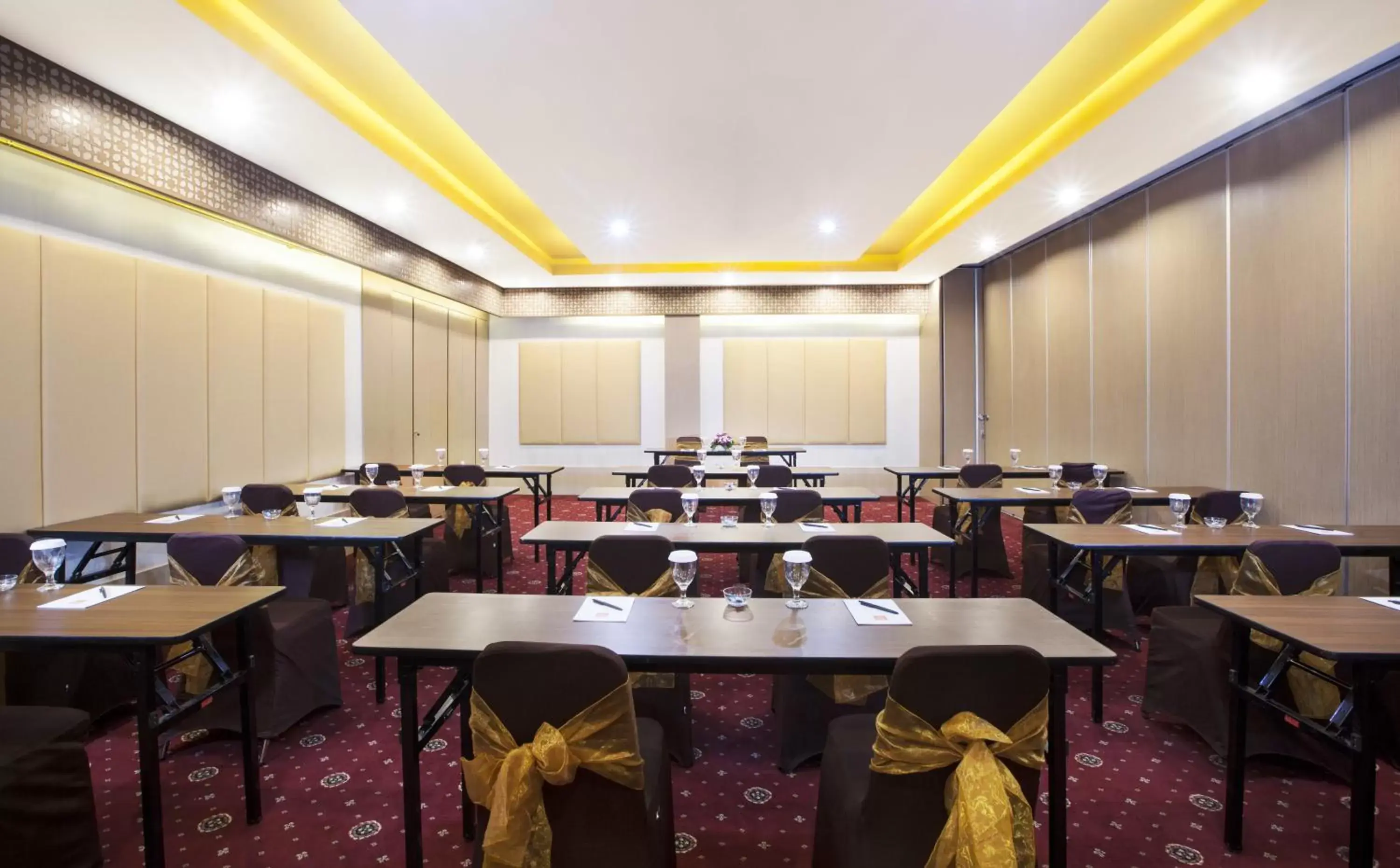 Banquet/Function facilities in MMUGM Hotel