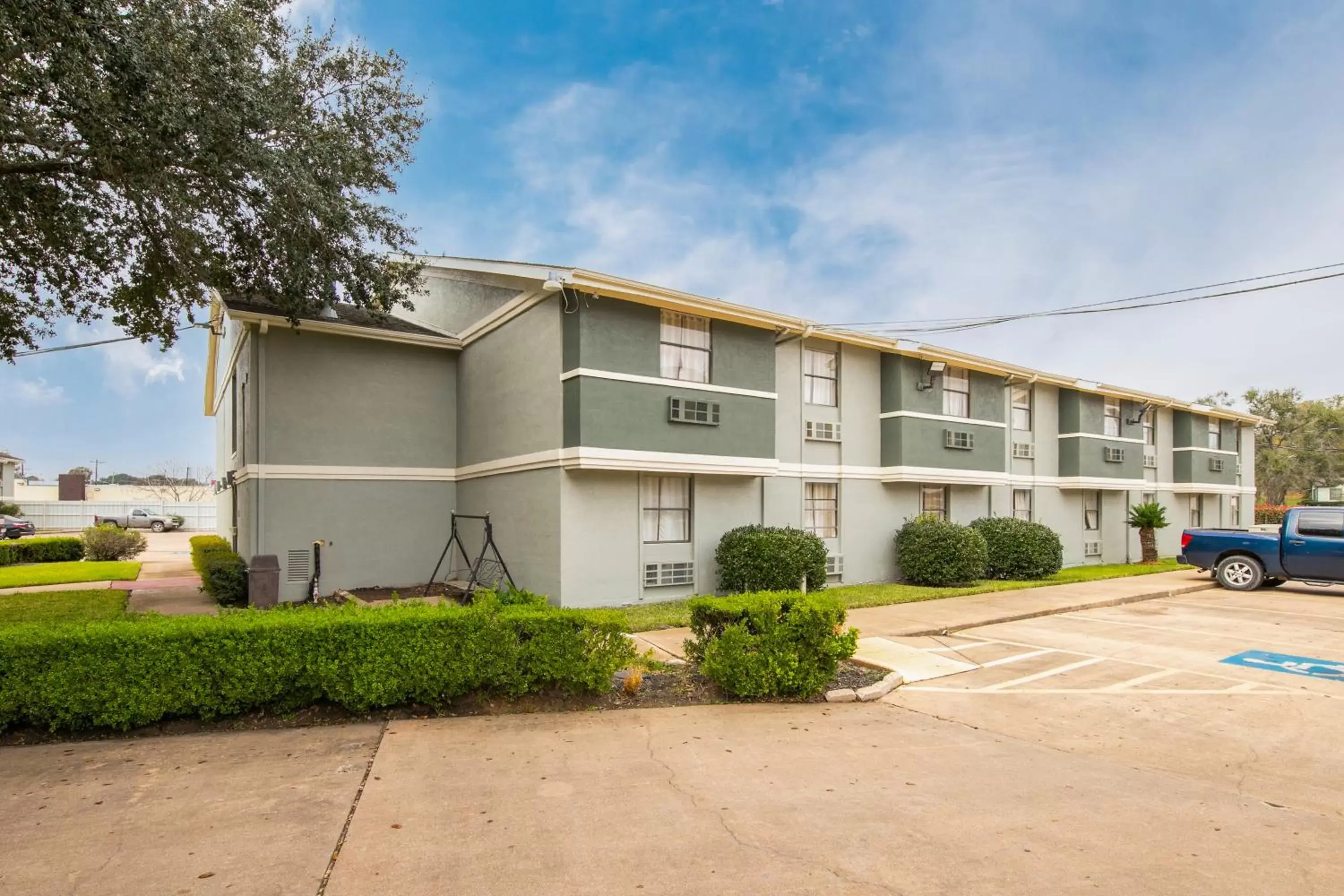 Property Building in Americas Best Value Inn Brenham