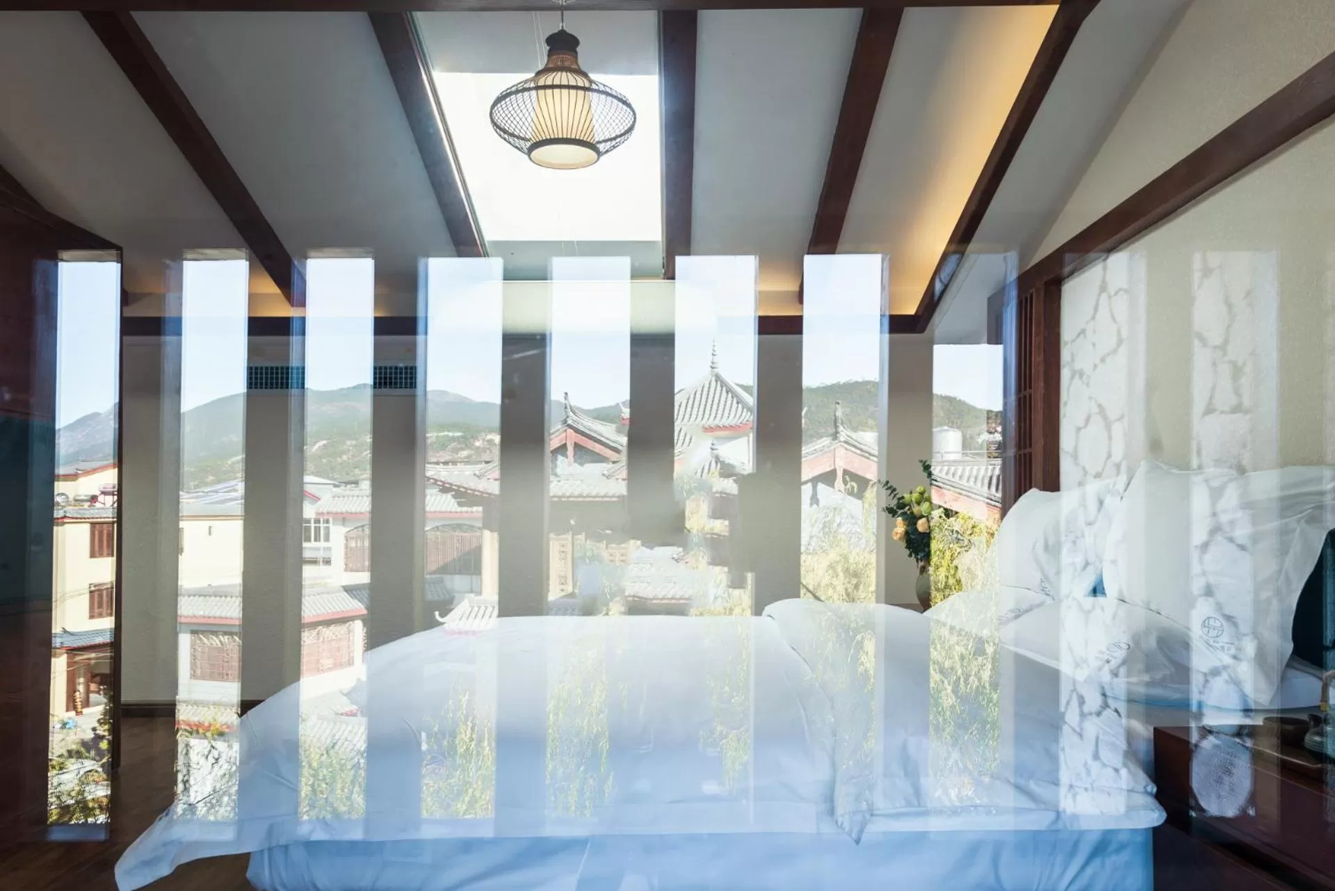 Bedroom, Bed in Lijiang Gemmer Hotel