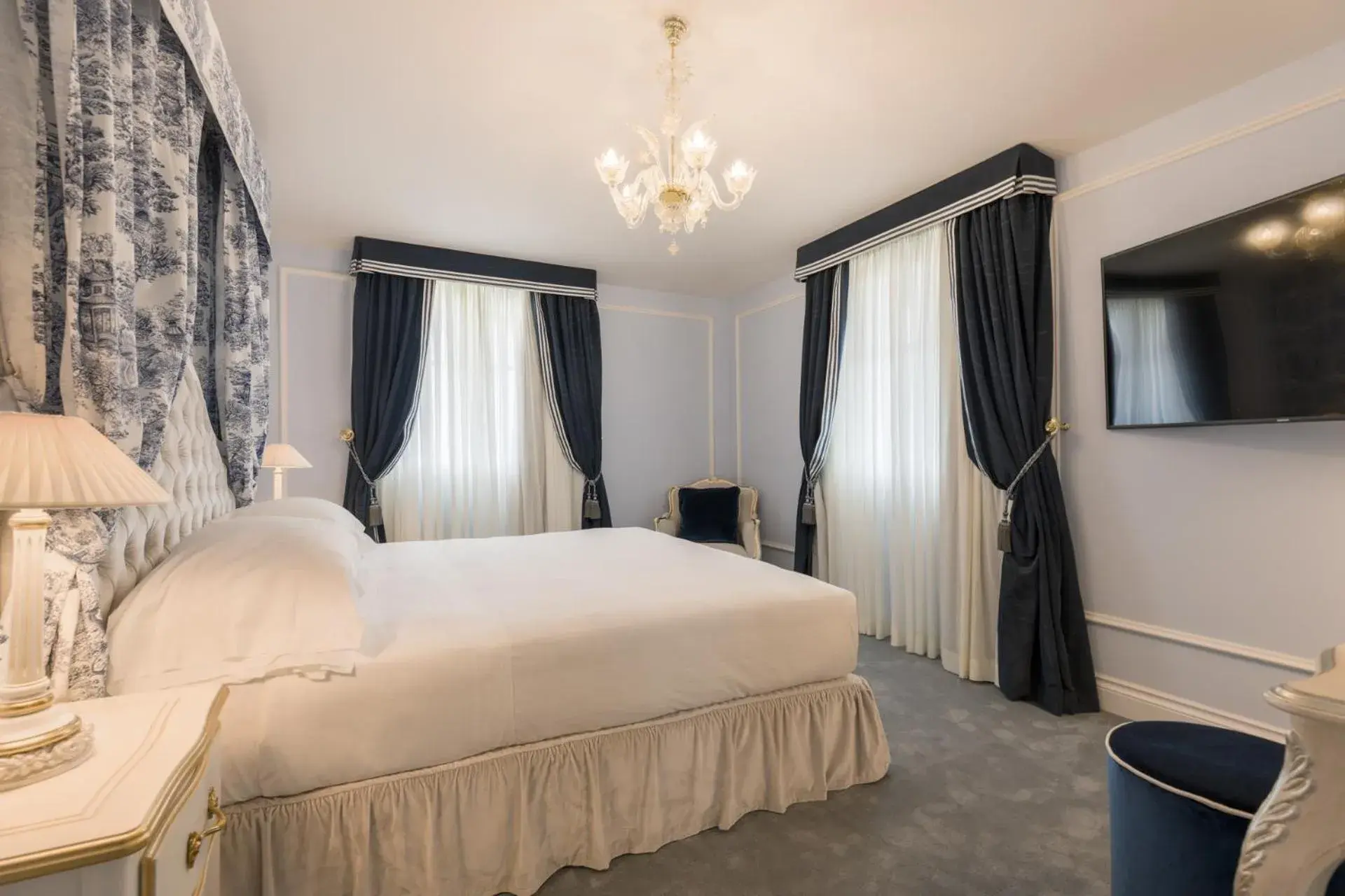 Bedroom, Bed in Grand Hotel Principe Di Piemonte