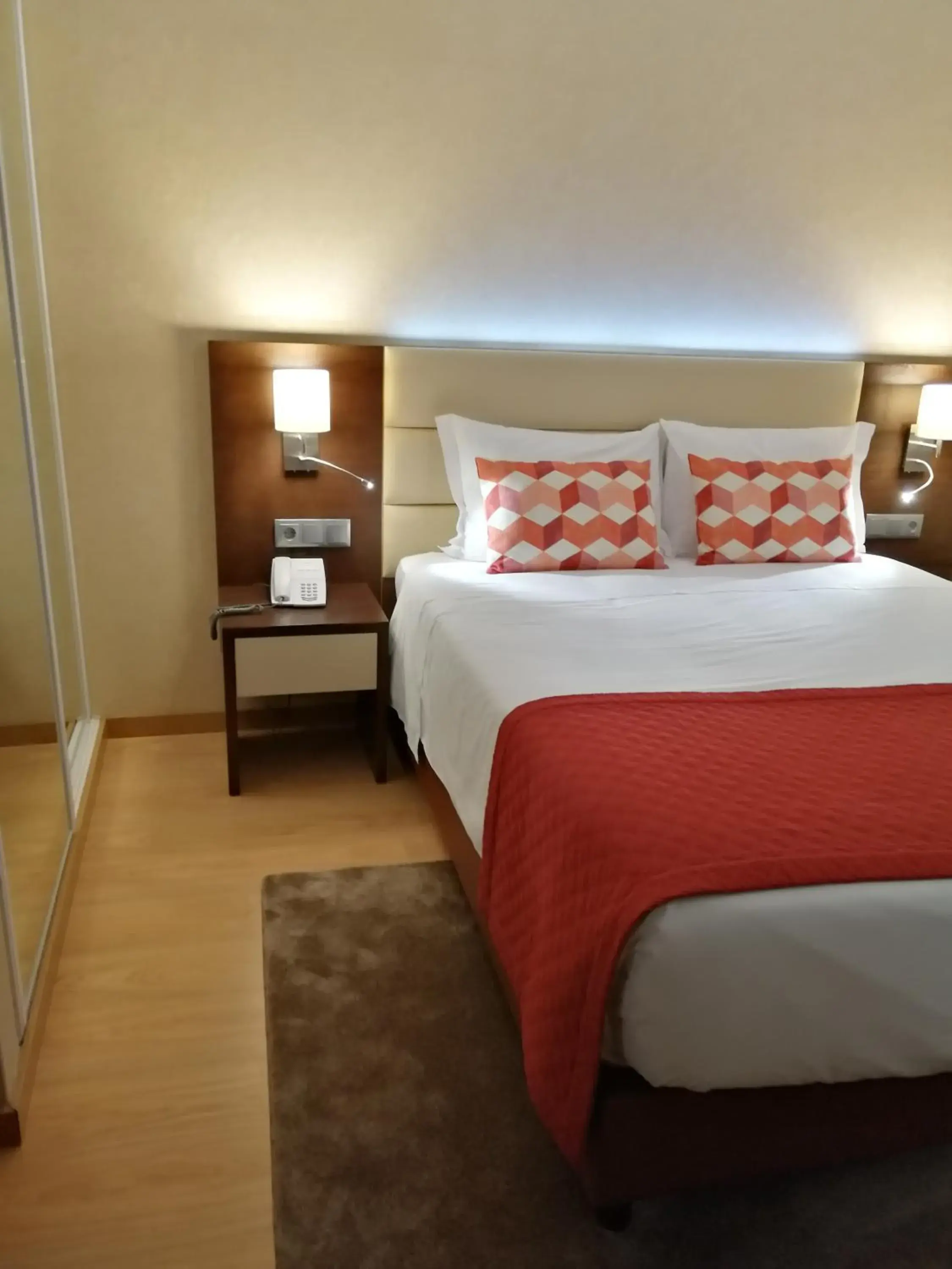 Bed in Hotel Monaco