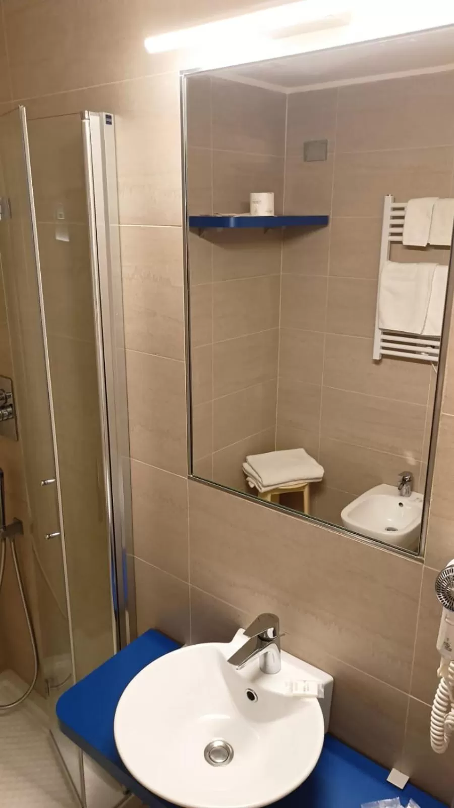 Shower in Roma Hotel