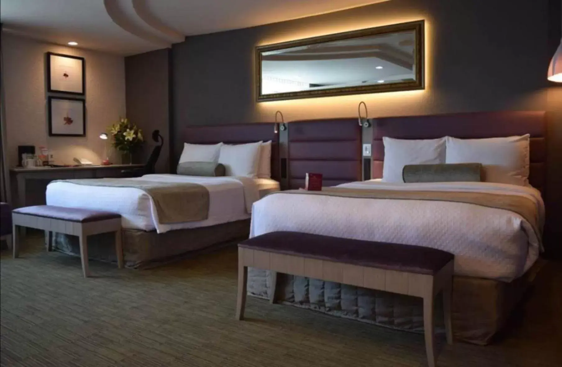 Photo of the whole room, Bed in Crowne Plaza Toluca - Lancaster, an IHG Hotel