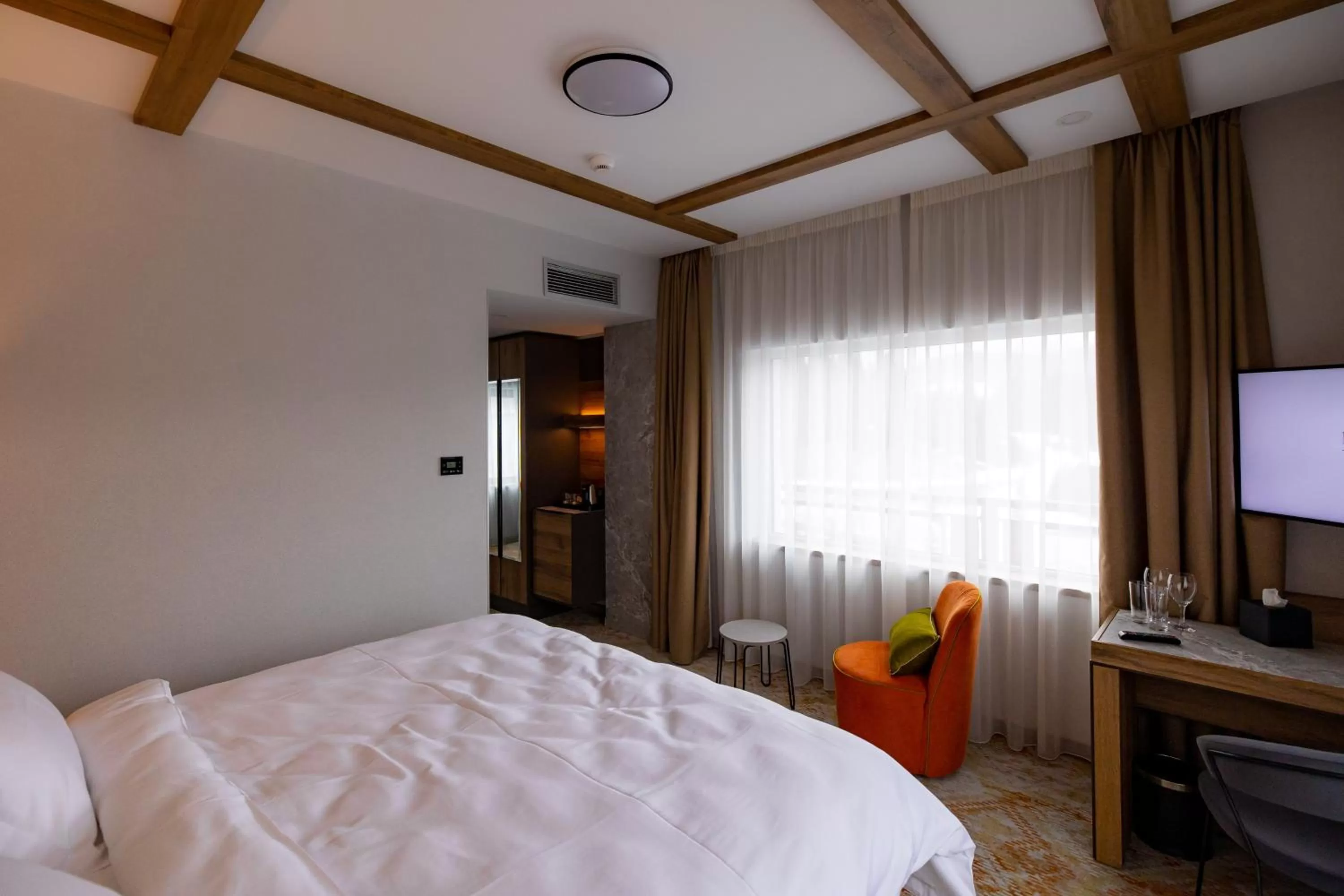 Photo of the whole room, Bed in Hotel Belmont