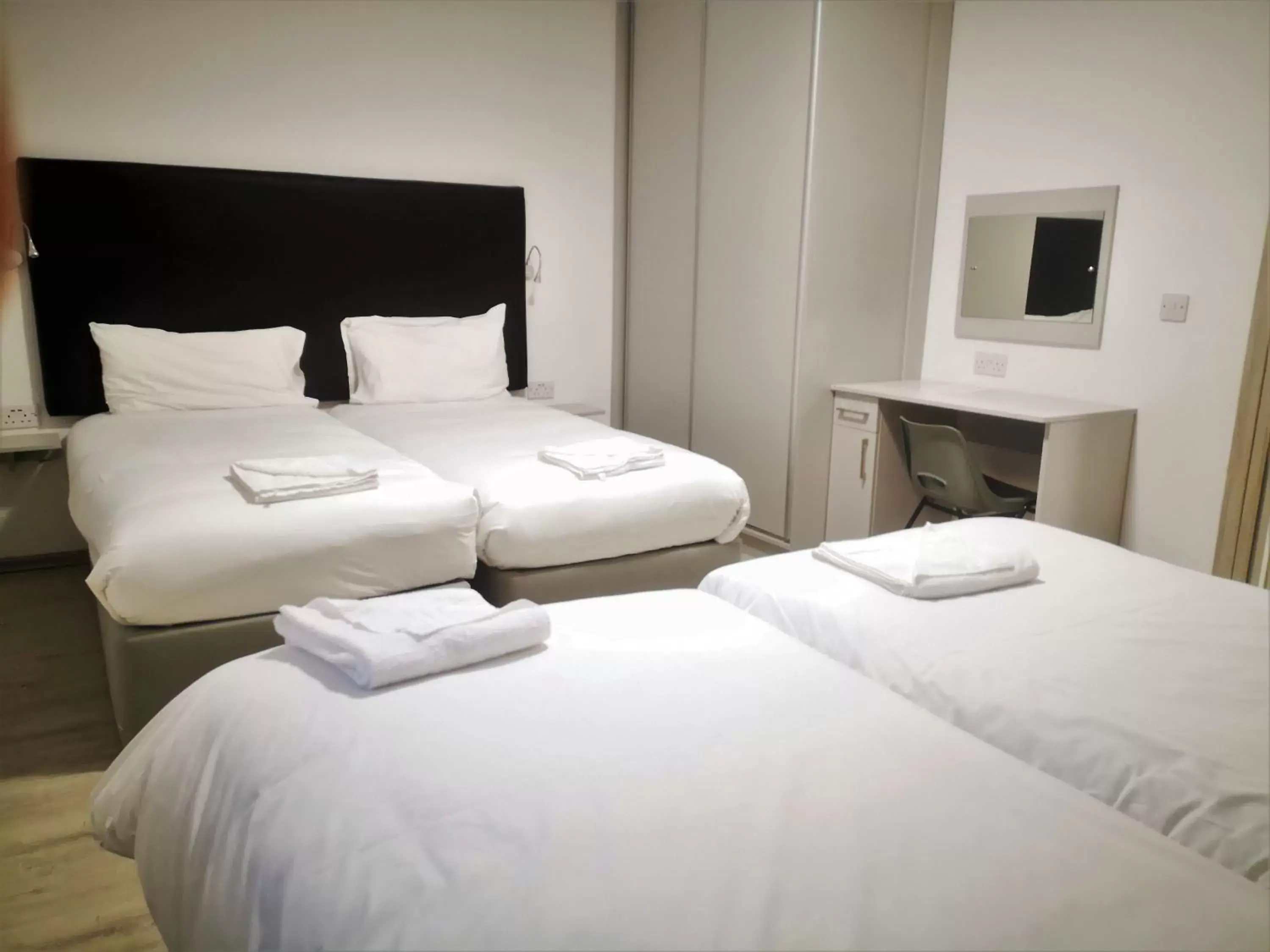 Bedroom, Bed in Bella Vista Hotel & Self Catering Suites