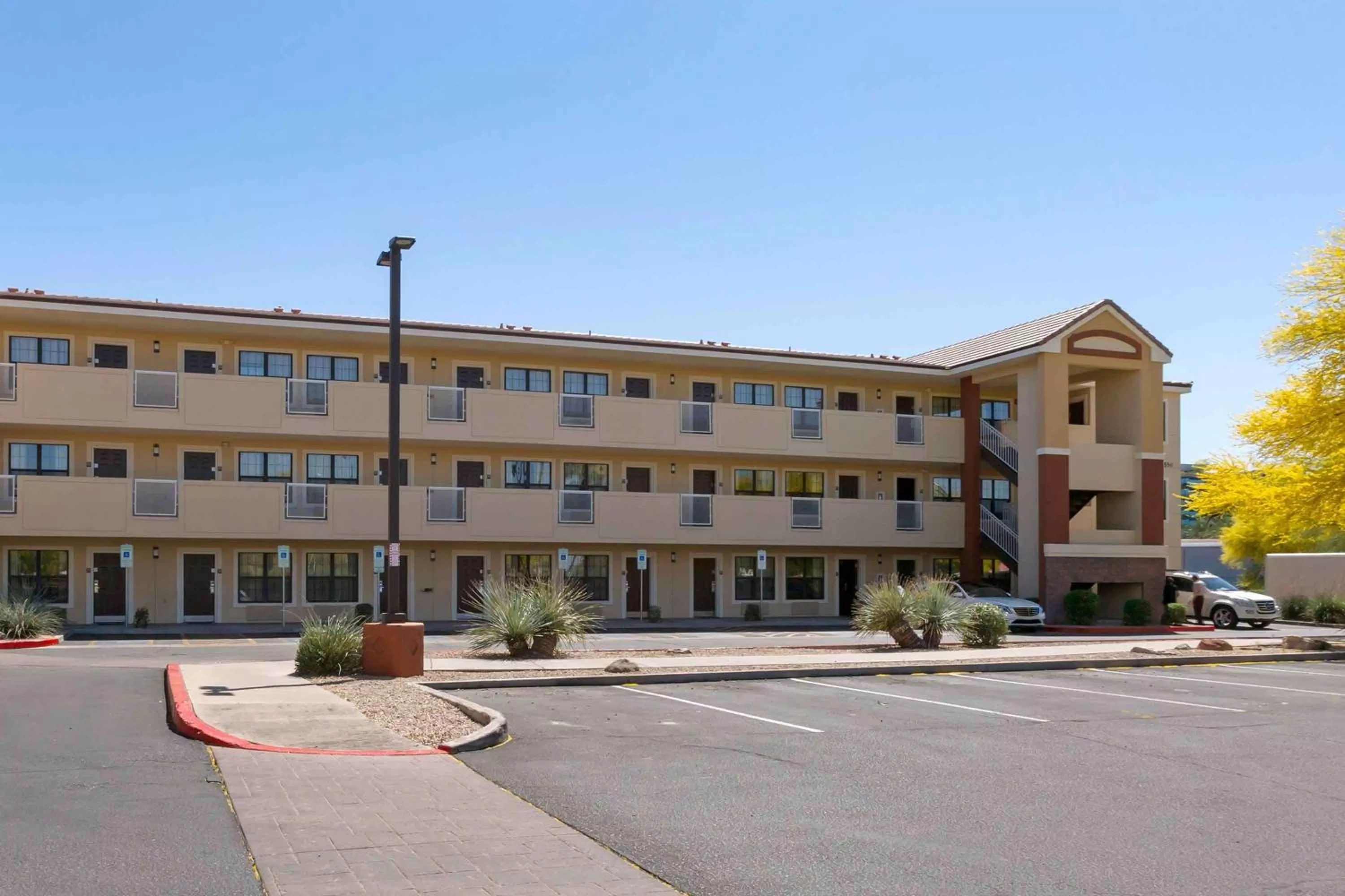 Property building in Extended Stay America Select Suites - Phoenix - Scottsdale - North