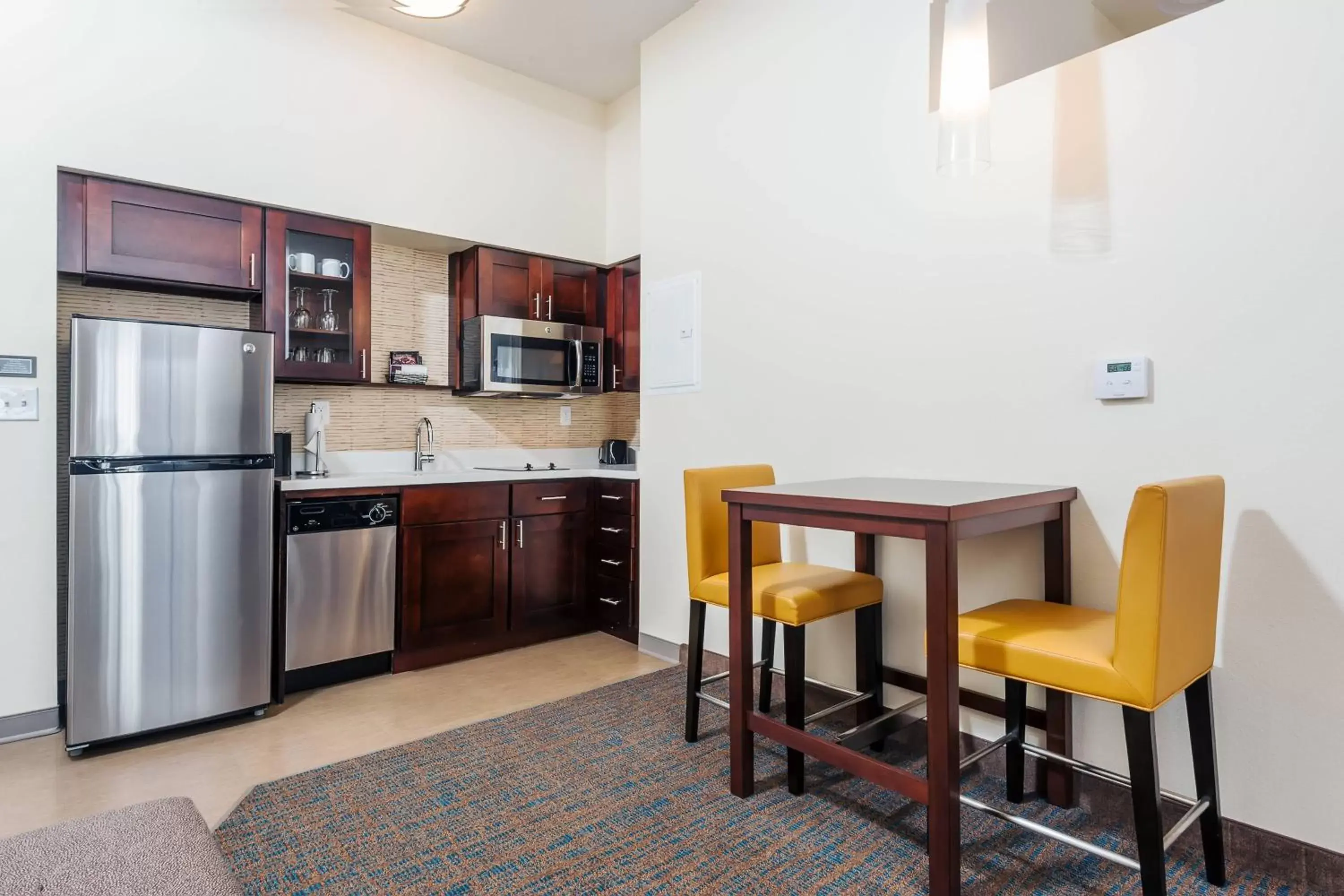 Kitchen or kitchenette, Kitchen/Kitchenette in Residence Inn by Marriott Austin Airport
