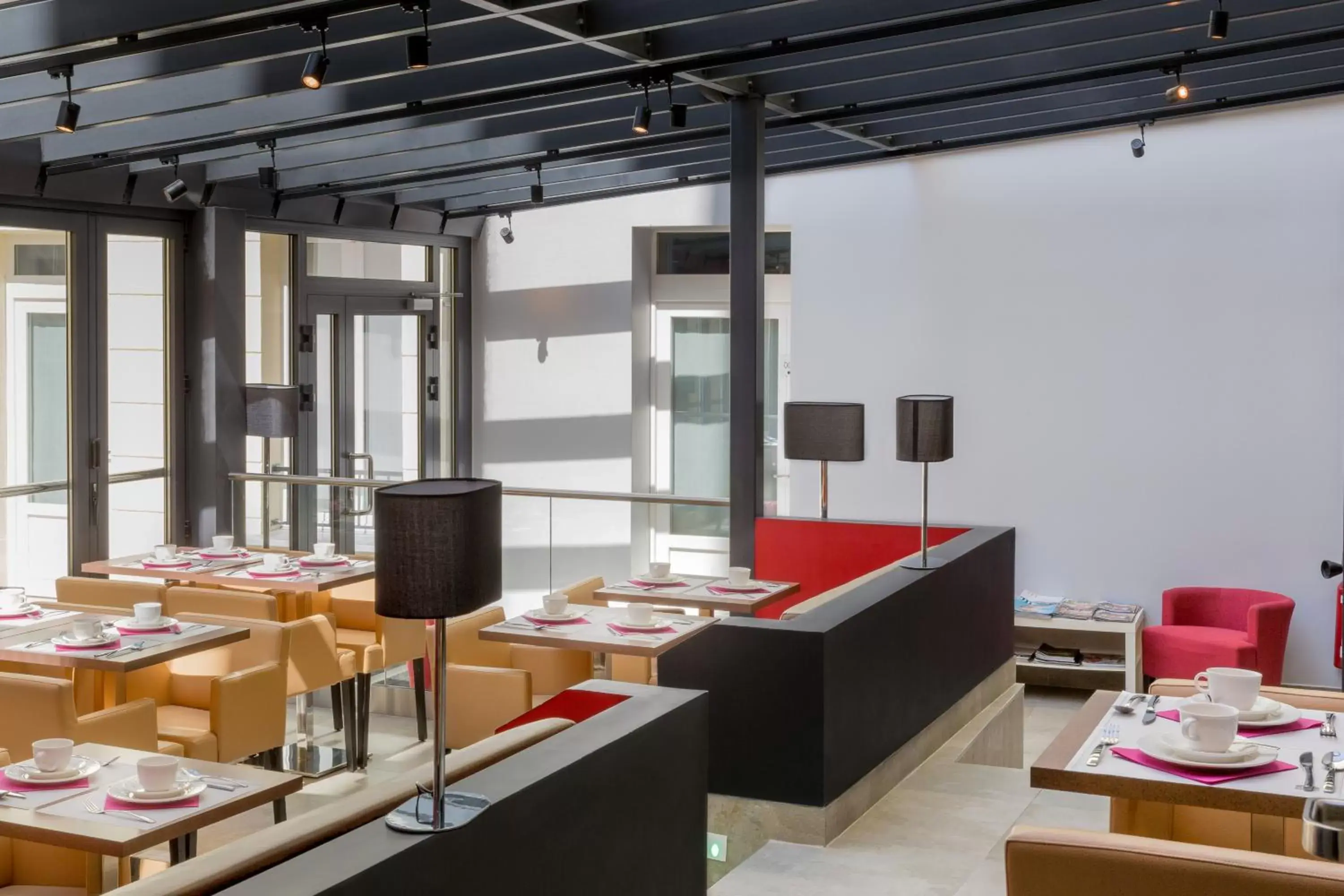 Restaurant/places to eat in Best Western Seine West Hotel Restaurant/places to eat in Best Western Seine West Hotel