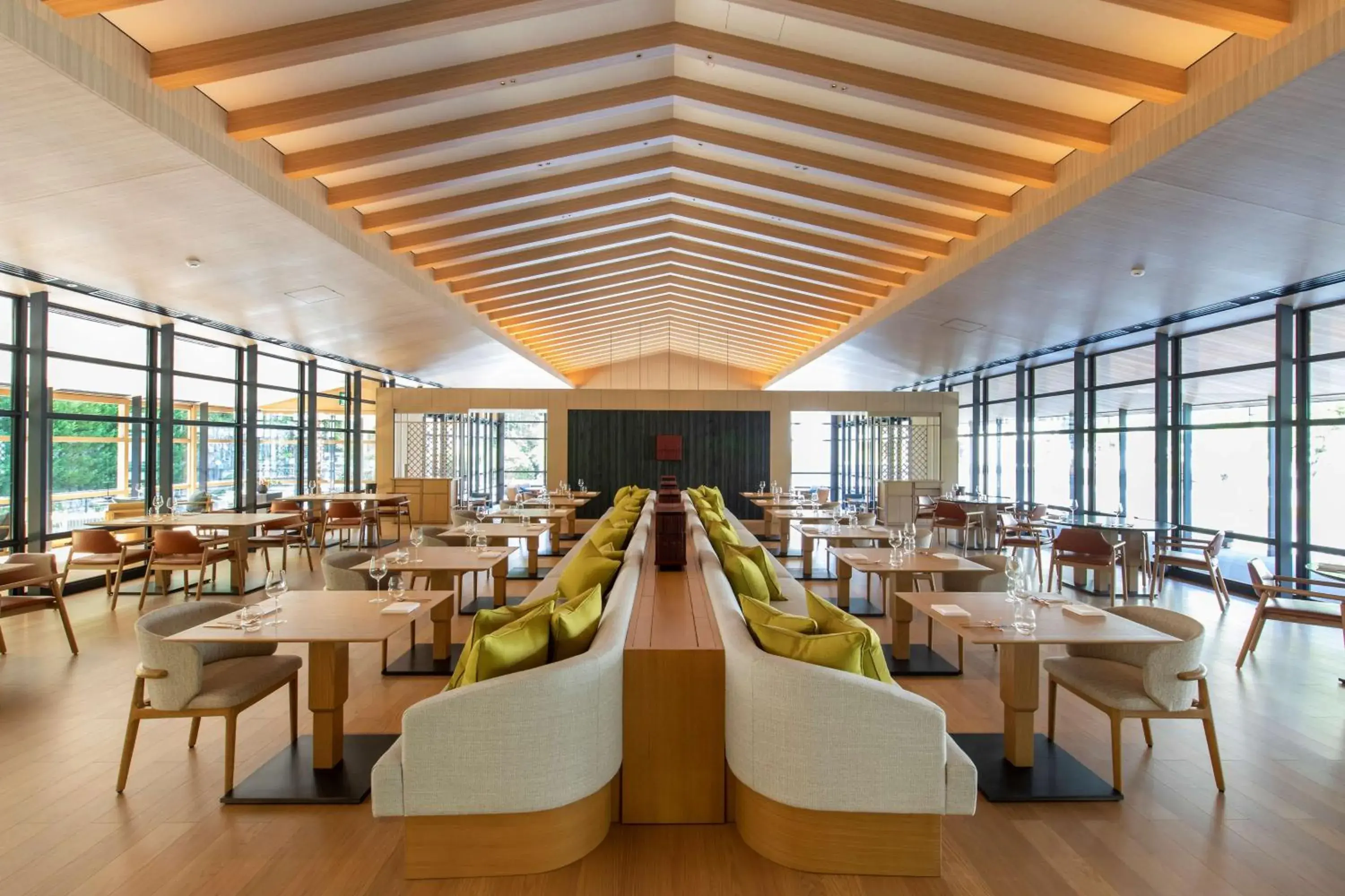 Restaurant/places to eat in ROKU KYOTO, LXR Hotels & Resorts by Hilton Restaurant/places to eat in ROKU KYOTO, LXR Hotels & Resorts by Hilton