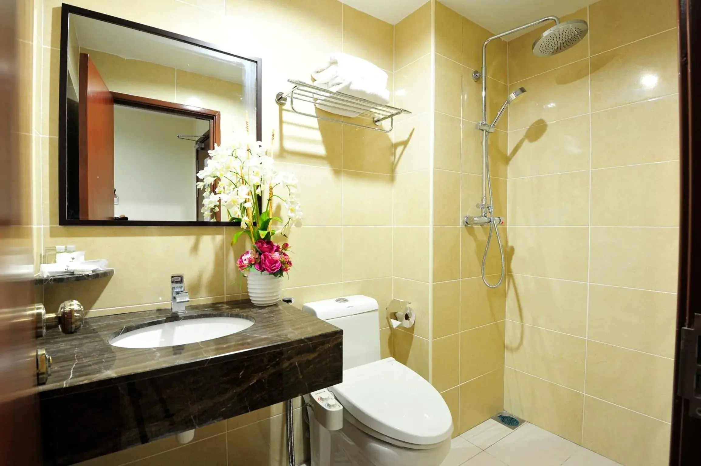 Bathroom in Hallmark Regency Hotel - Johor Bahru