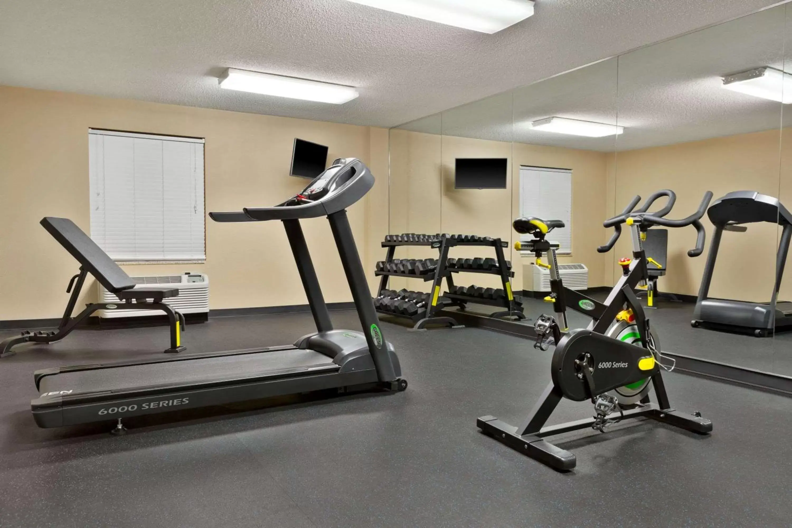 Fitness centre/facilities, Fitness Center/Facilities in Baymont by Wyndham Rocky Mount