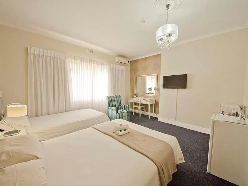 Family, Bed in The Russel Hotel Family, Bed in The Russel Hotel