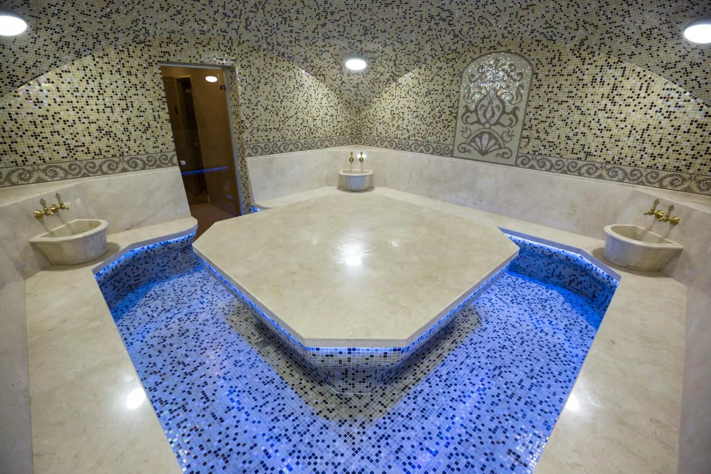 Steam room in Atlantic Garden Resort