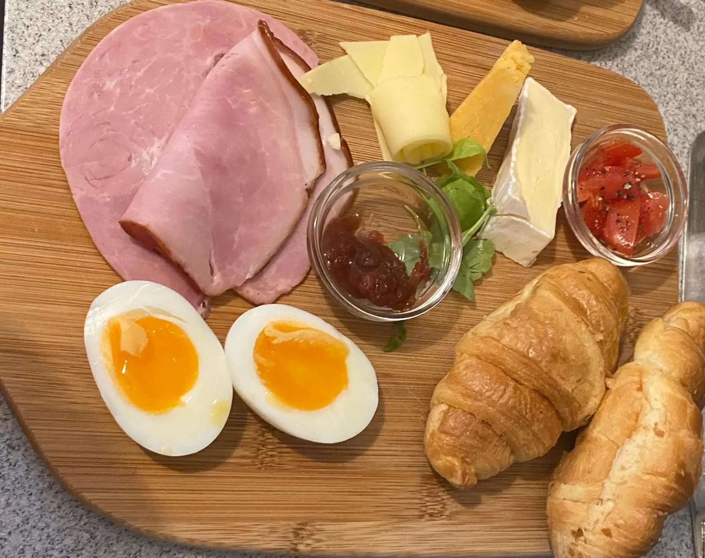 Continental breakfast, Breakfast in The White House Hotel