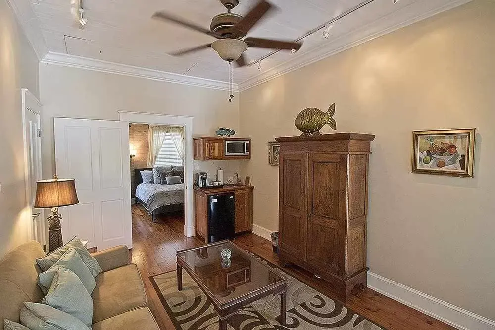 Living room, TV/Entertainment Center in Ambrosia Key West