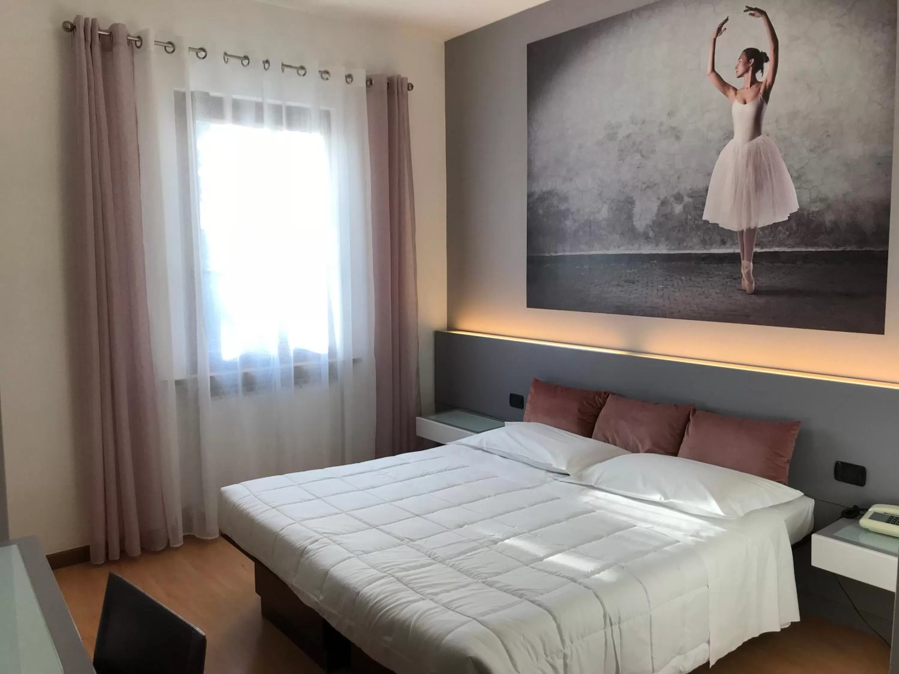 Photo of the whole room, Bed in Hotel Gattopardo