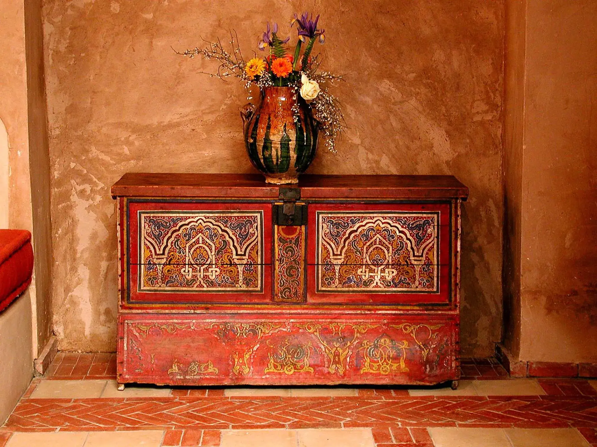 Lounge or bar in Riad Aladdin - FERME Lounge or bar in Riad Aladdin - FERME