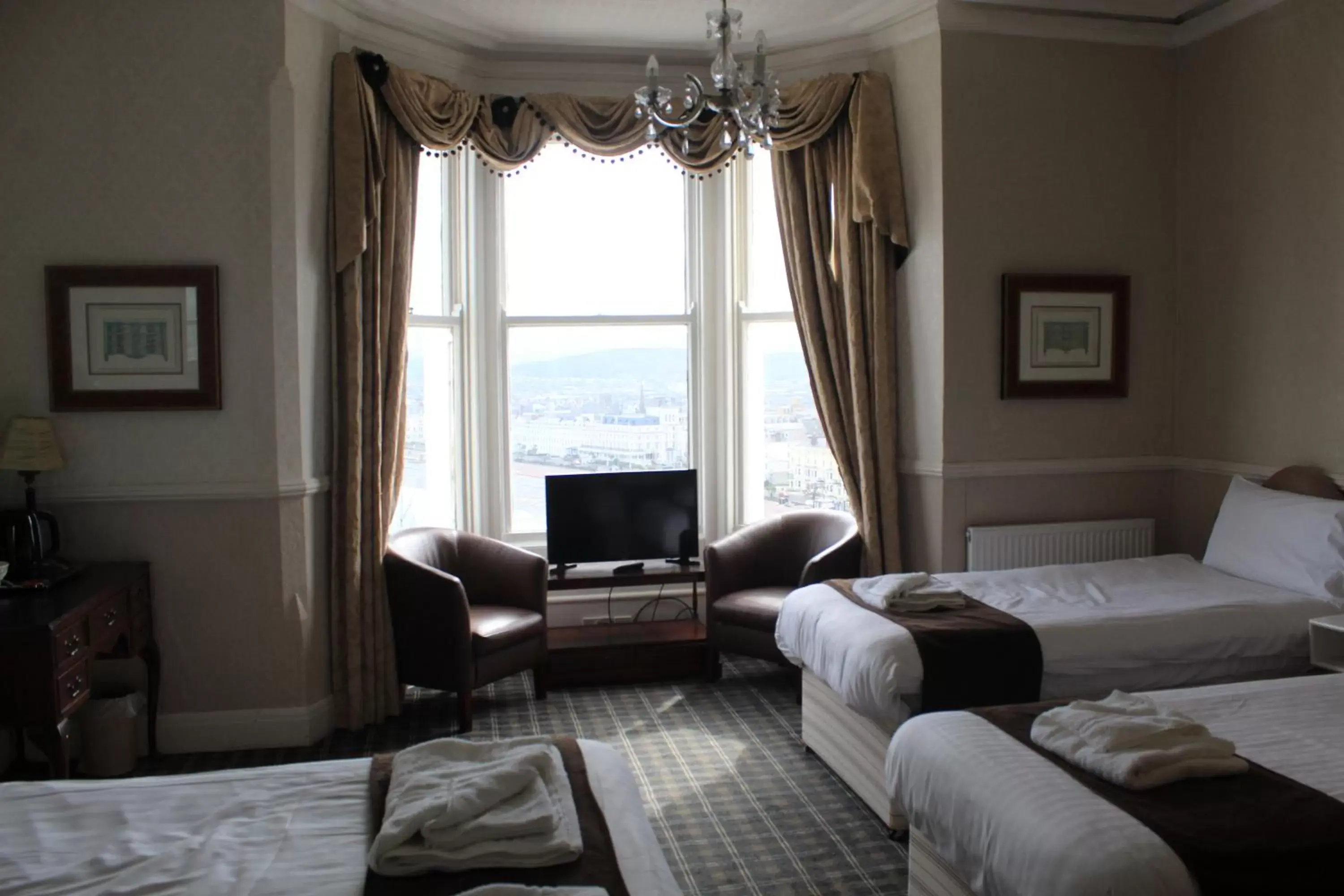 Seating Area in Headlands Hotel