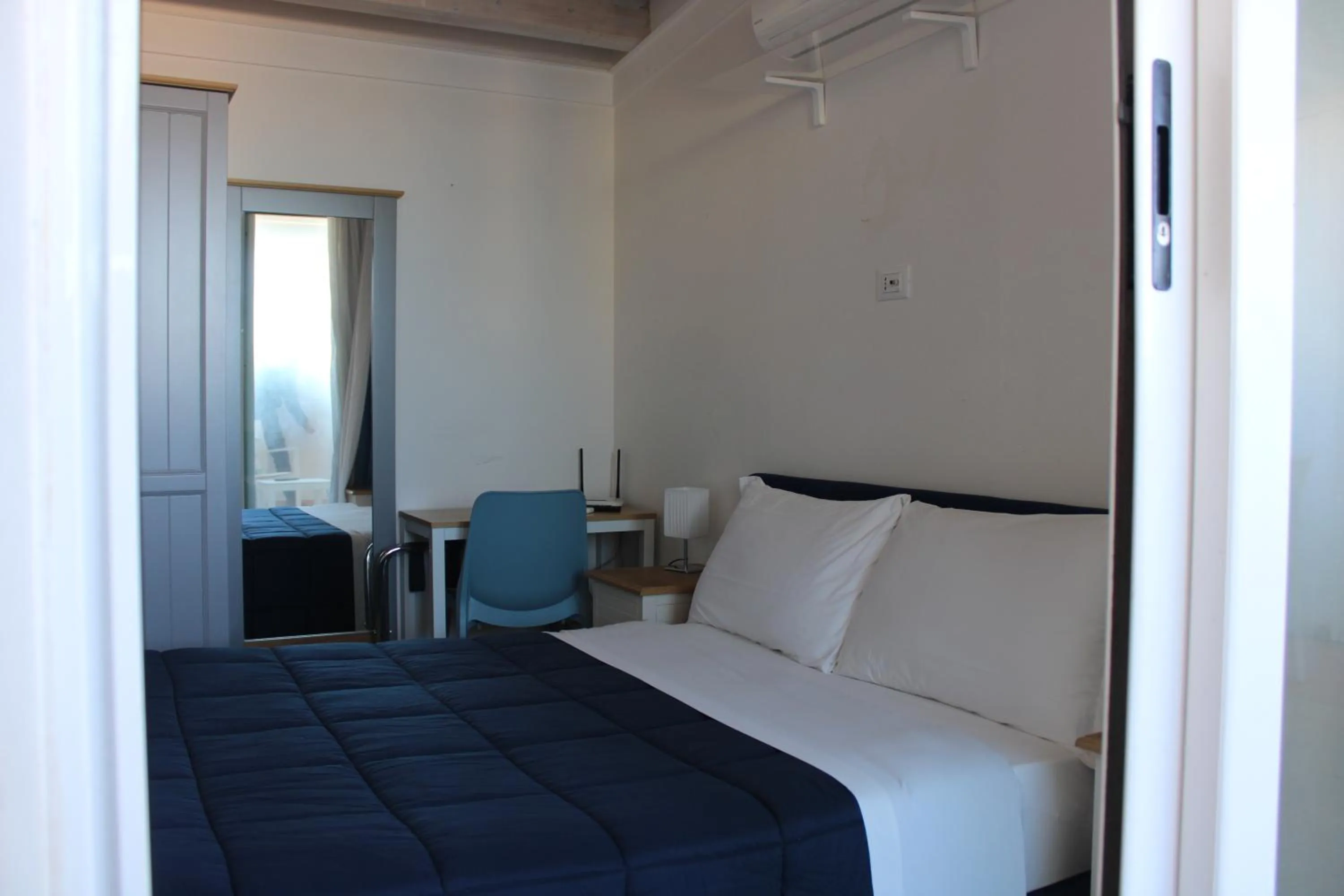 Bedroom, Bed in ZIBIBBO SUITES & ROOMS - Aparthotel in Centro Storico a Trapani