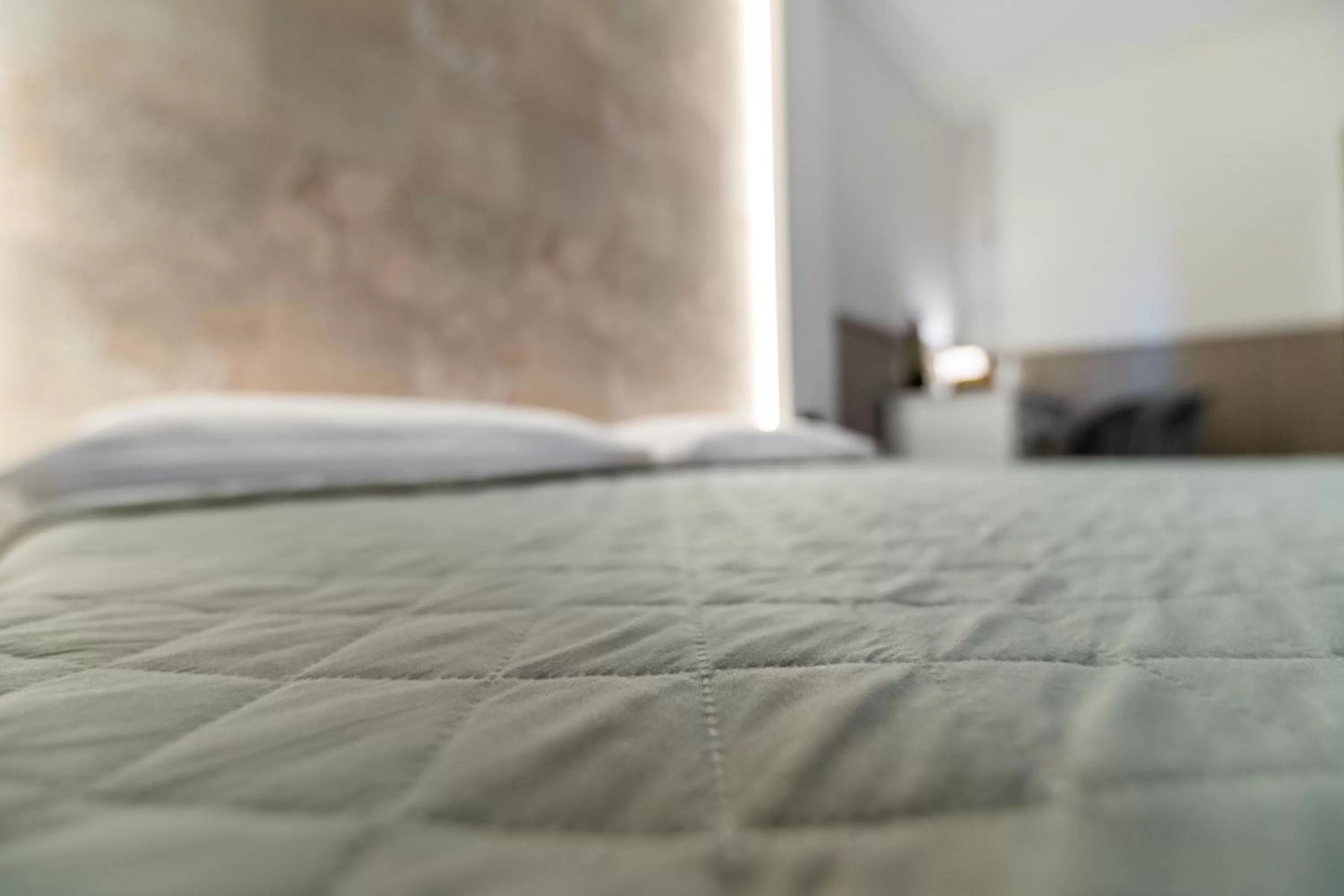 Decorative detail, Bed in Villa Rocla guest house Pompei