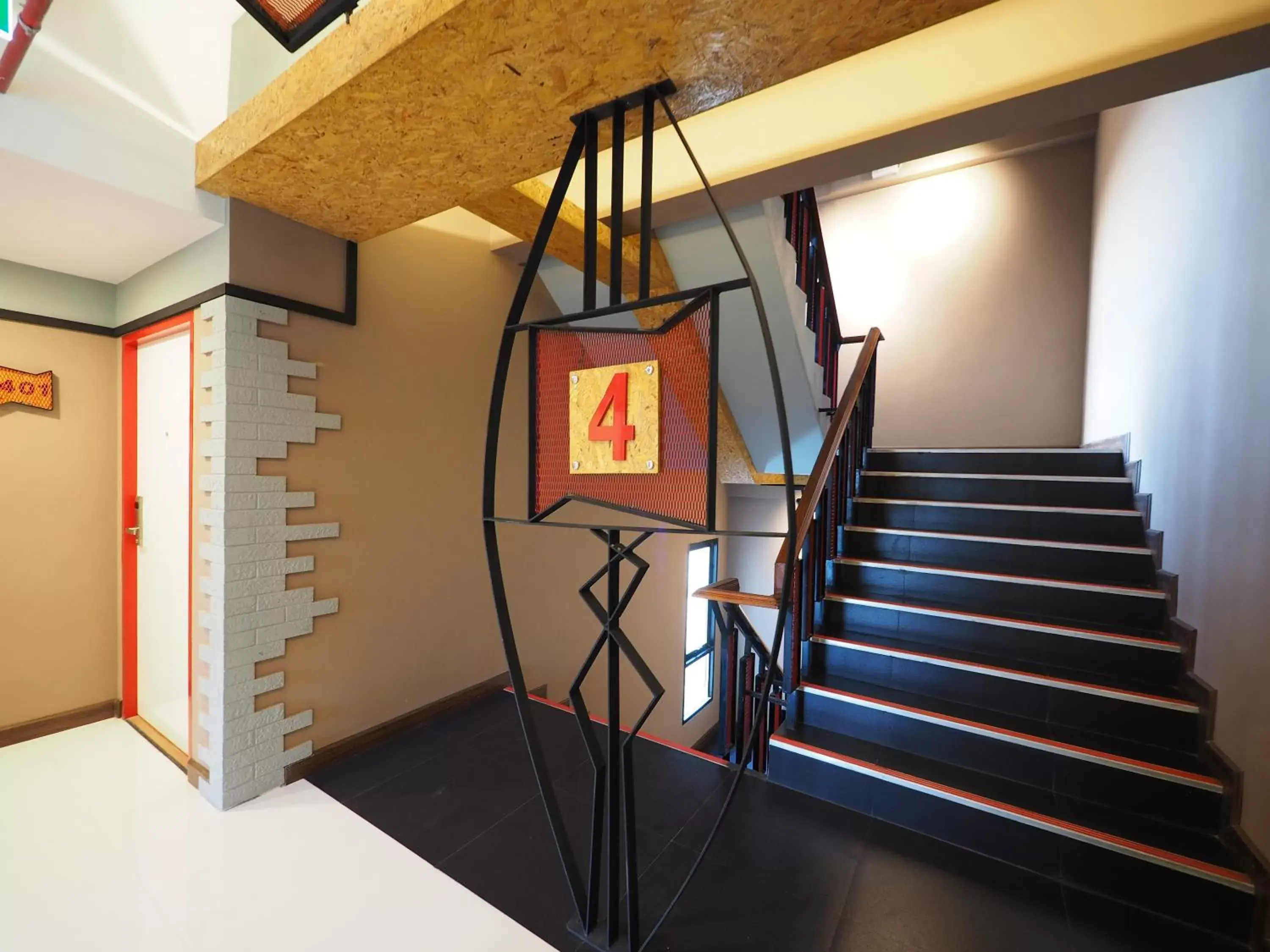 Property building in Ps Sriphu Hotel Property building in Ps Sriphu Hotel