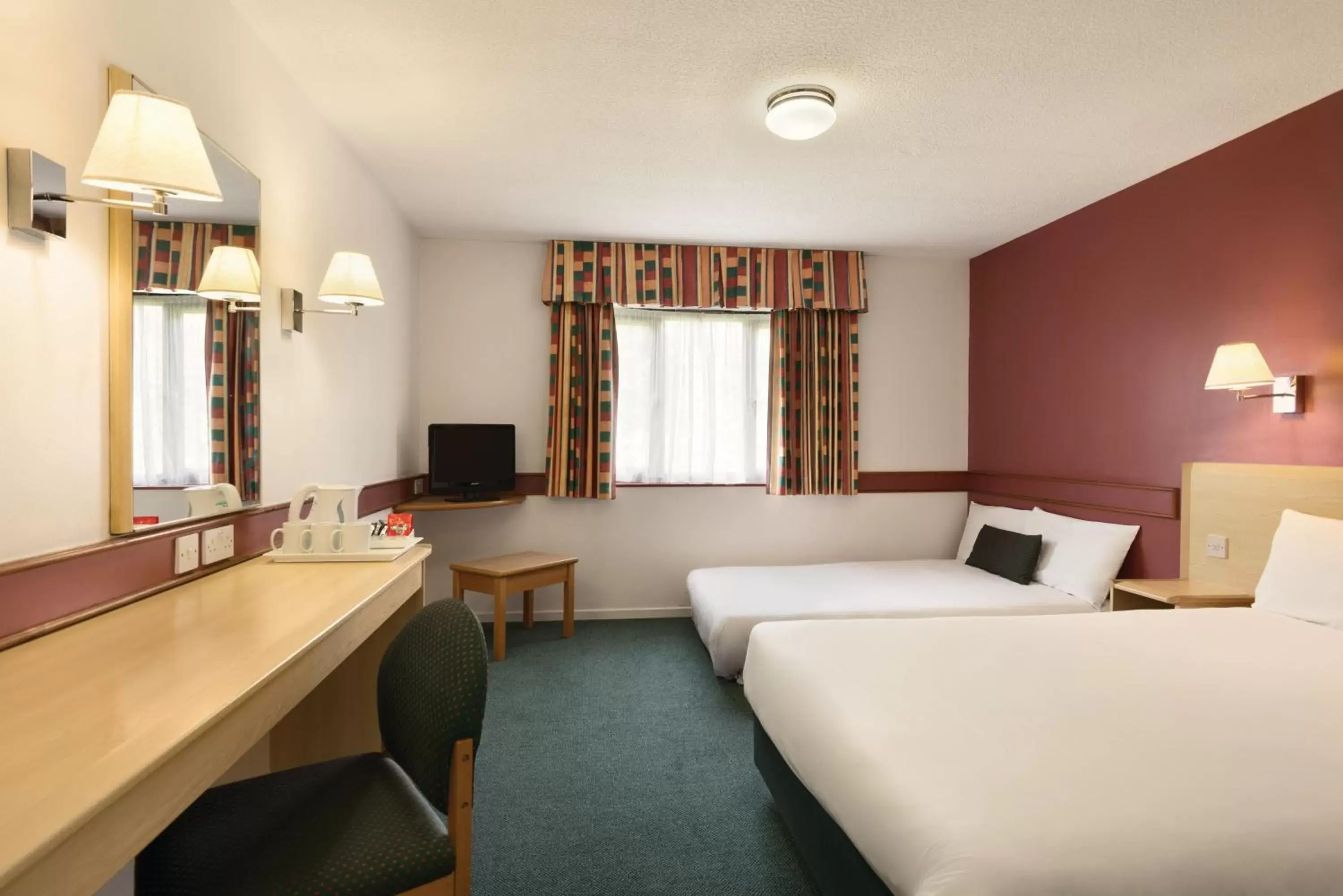 Photo of the whole room in Days Inn Hotel Bradford - Leeds
