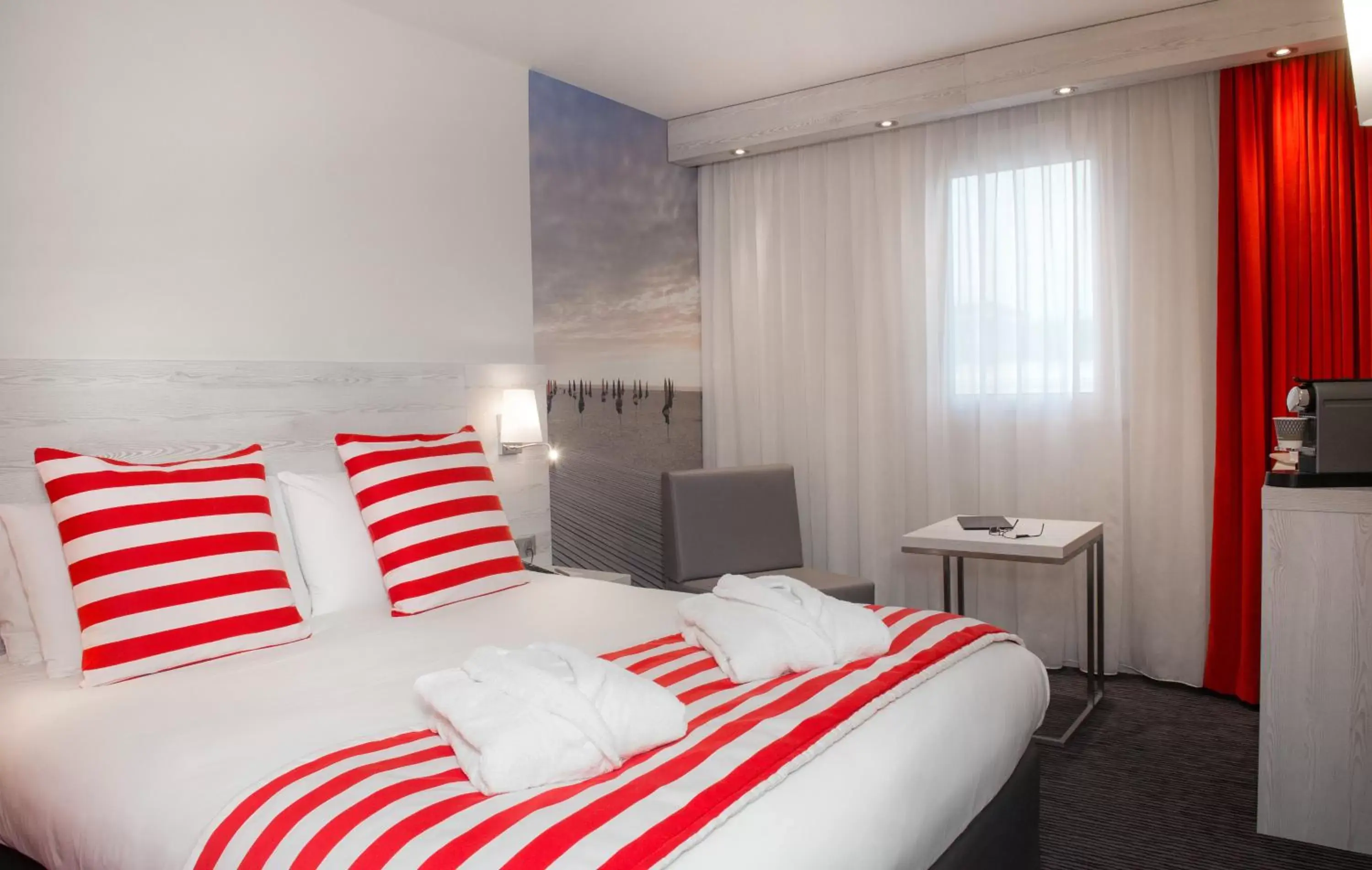 Bed in Mercure Trouville Sur Mer