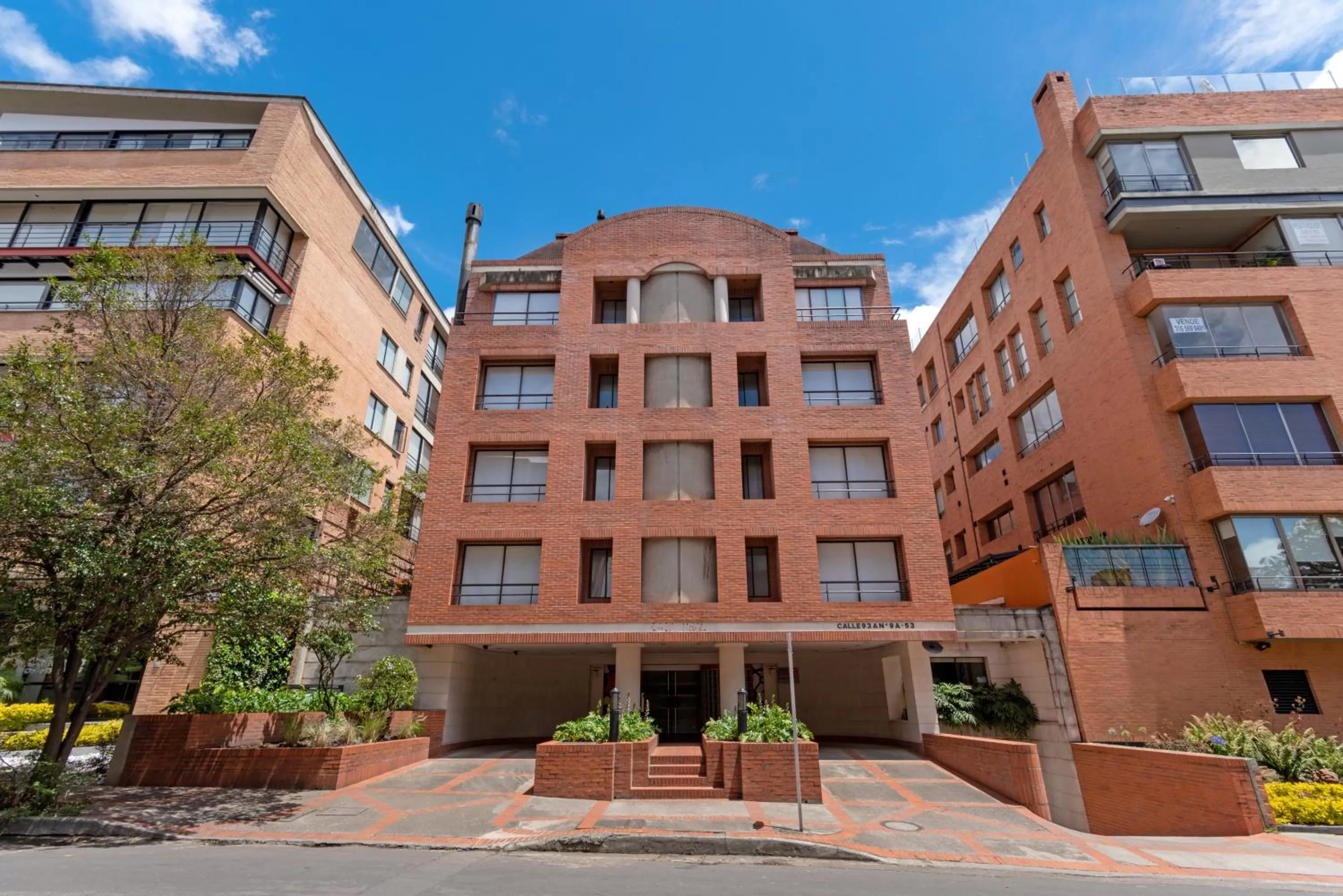 Property building in Casa Real 93