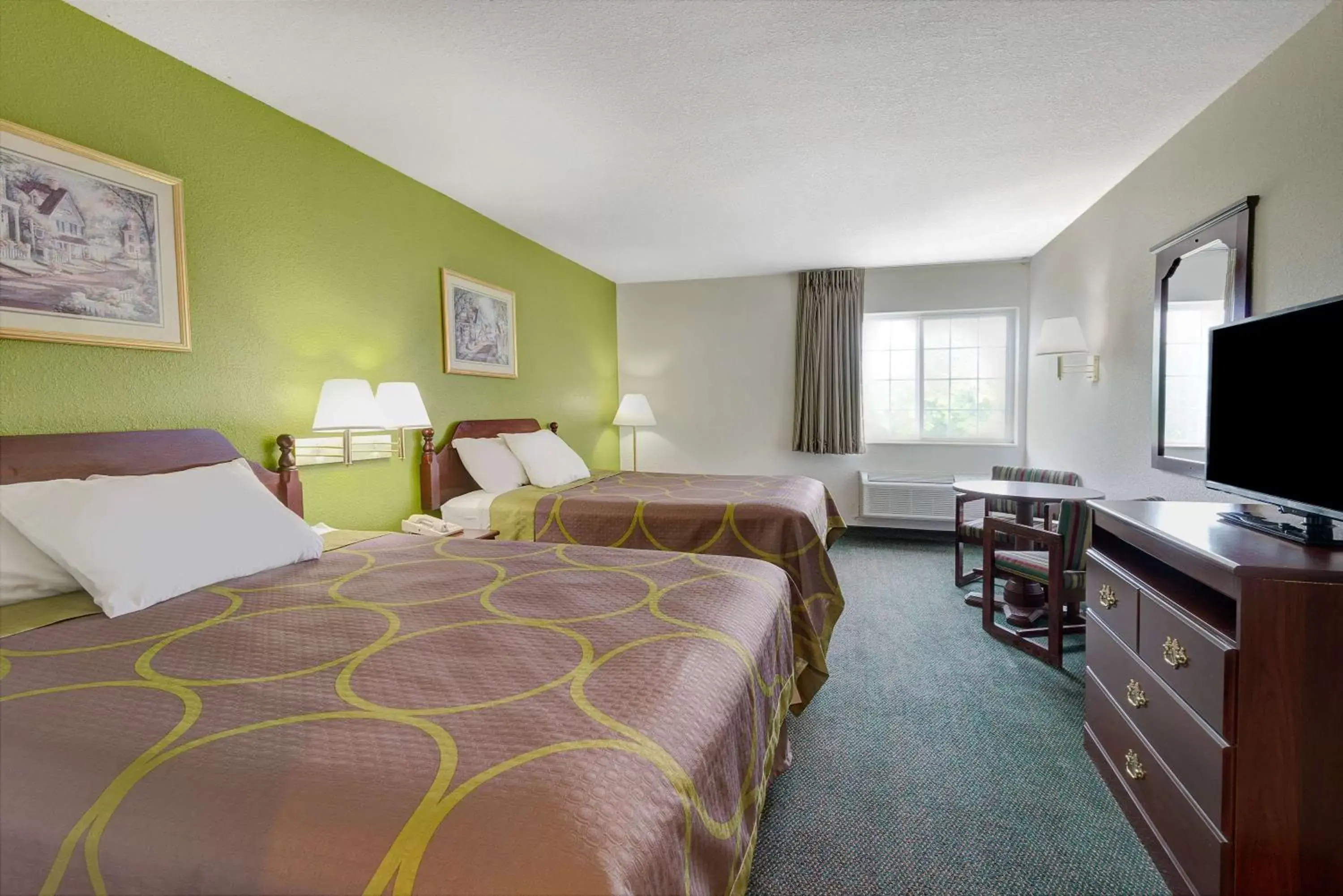 Queen Room with Two Queen Beds - Non-Smoking in Super 8 by Wyndham De Soto
