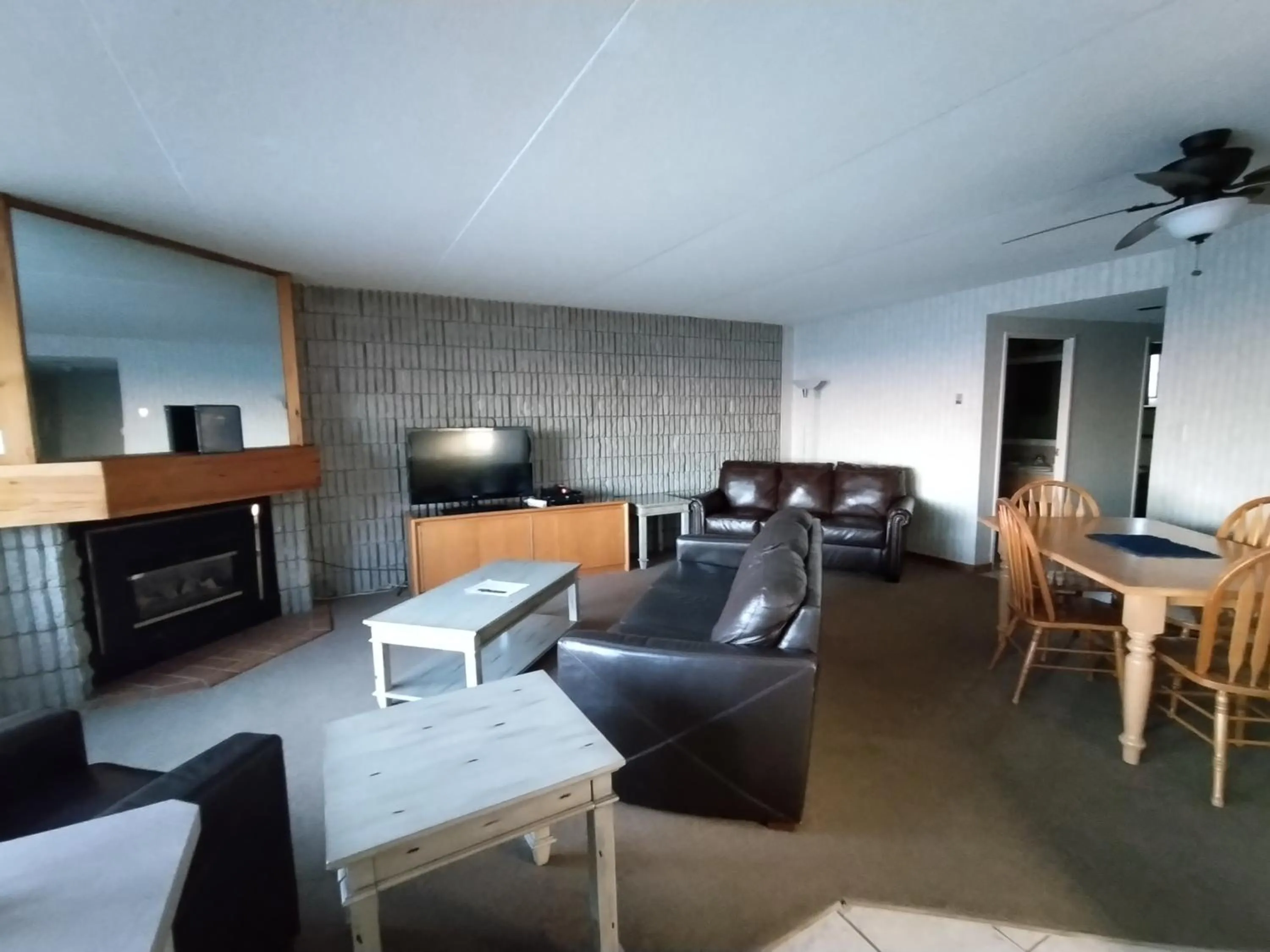 Living room in Royal Harbour Resort